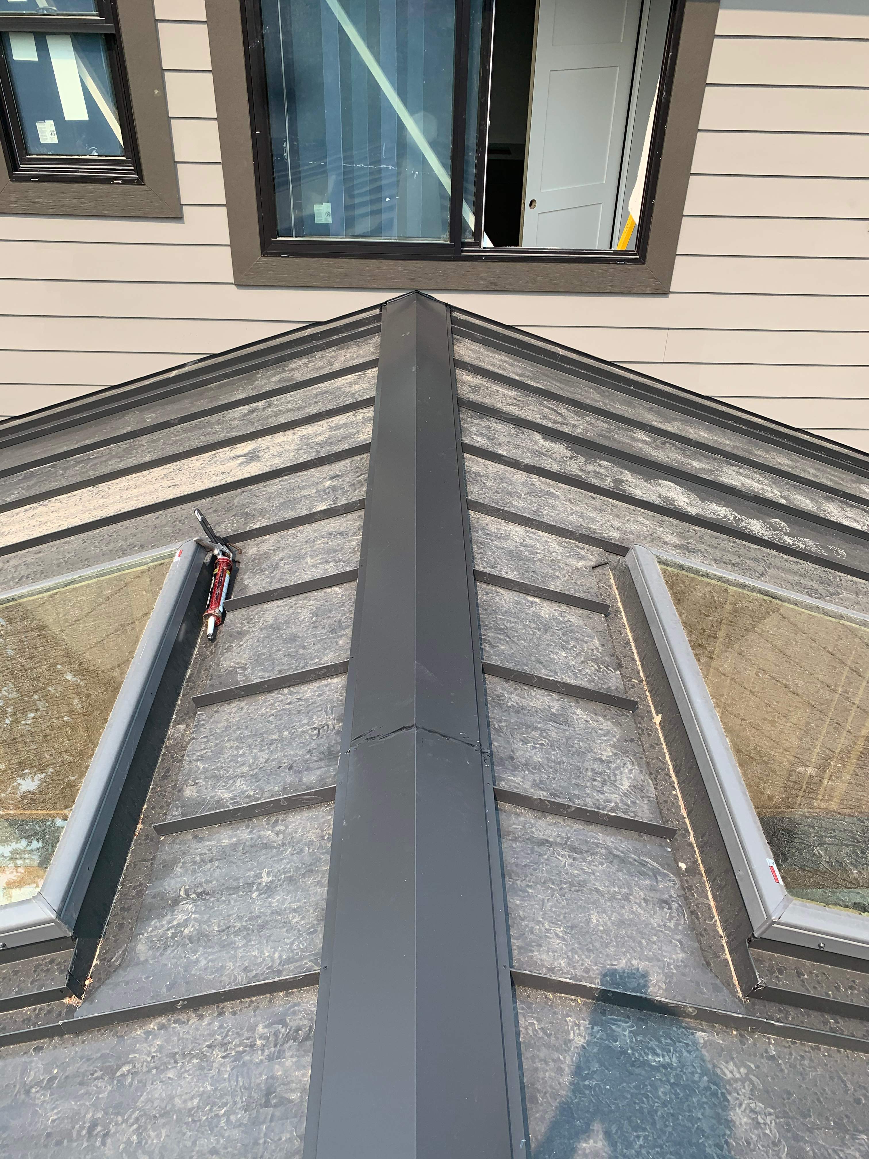 10919 Bellevue by RoofWorks Northwest