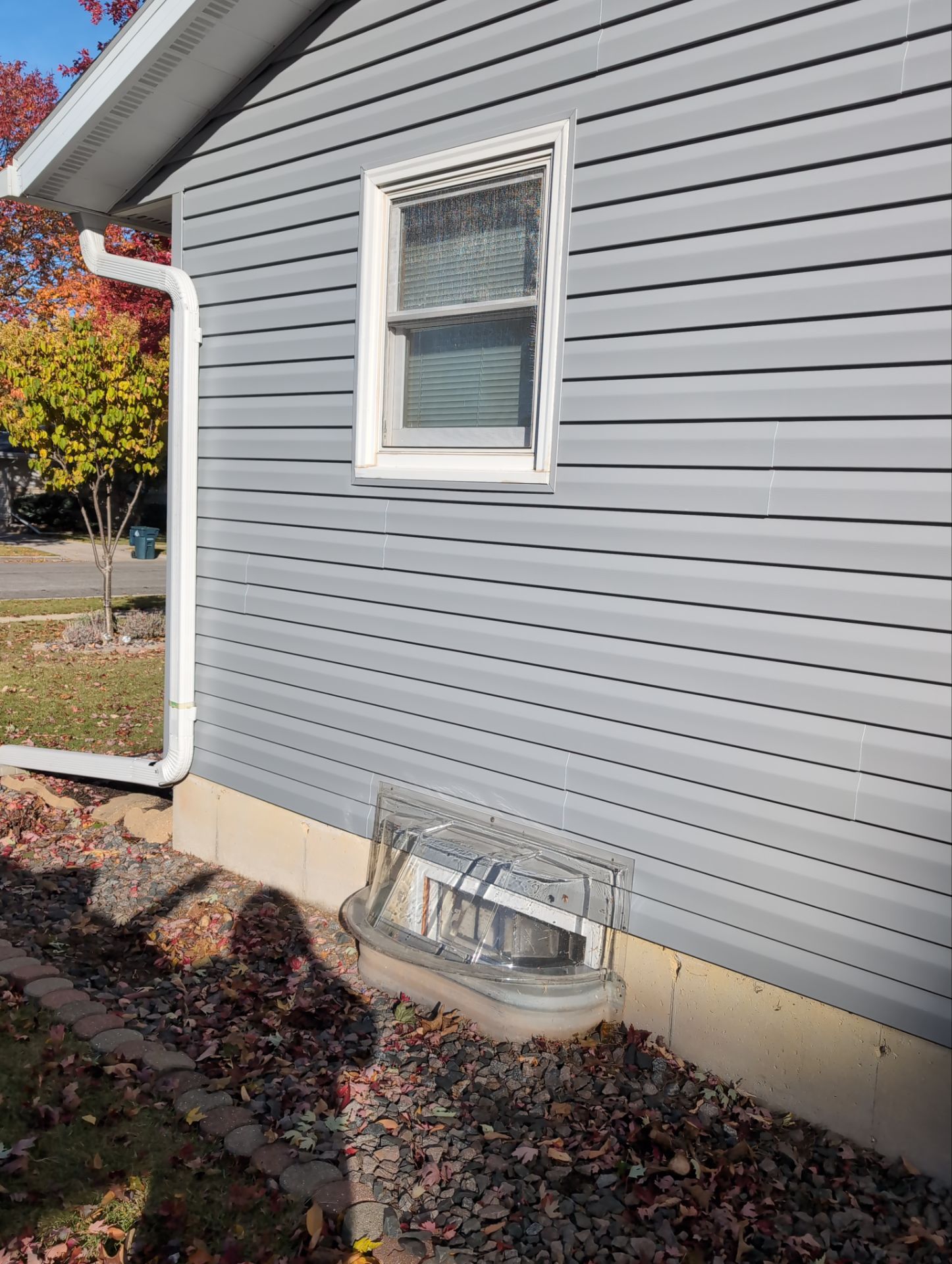 Siding Replacement with Vinyl Siding in Granite Gray by Gellings Roofing & Siding