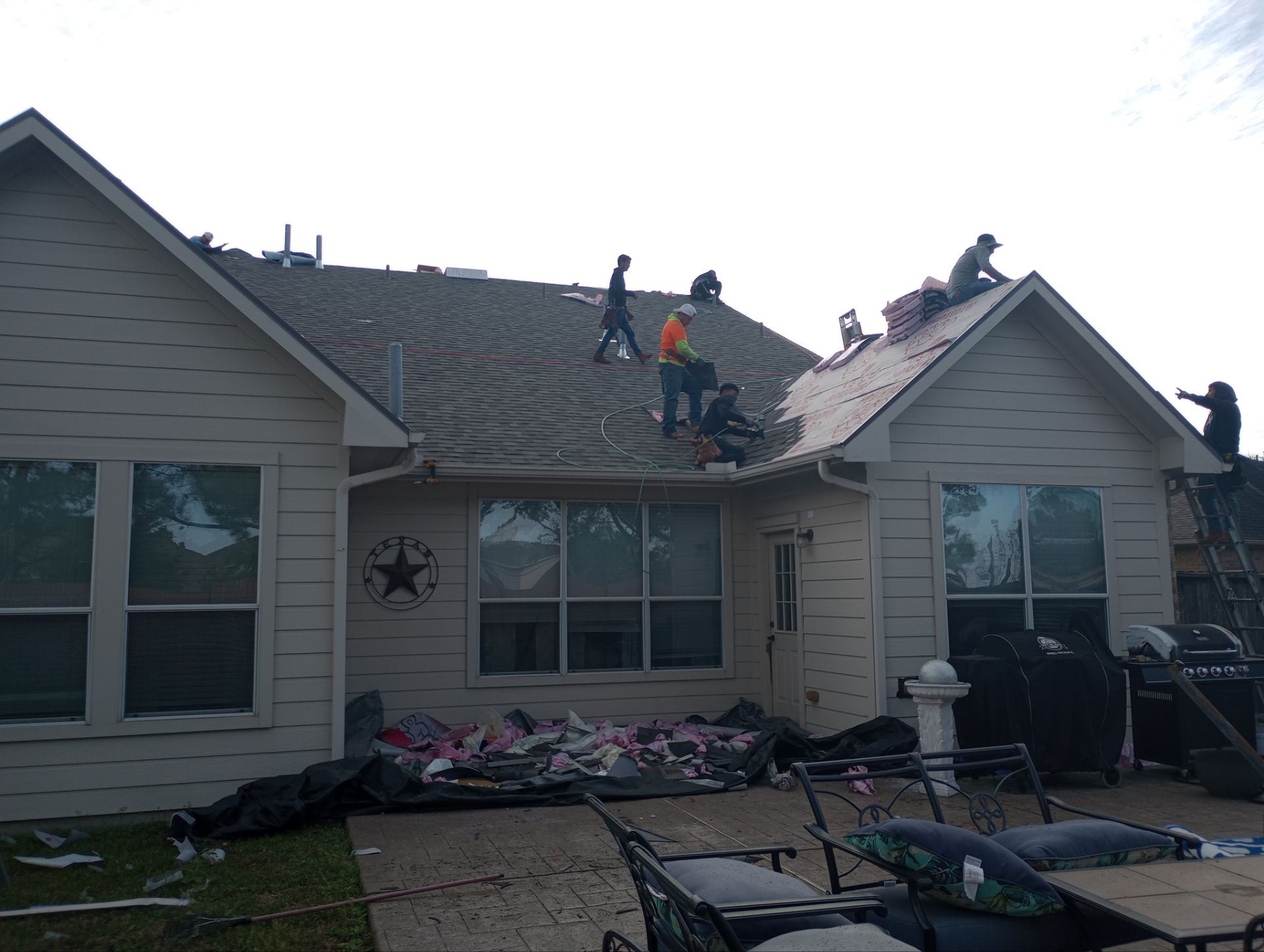Residential Roofing Installation using Owen's Corning Duration (Lifetime) Shingles by Roof Repair Company
