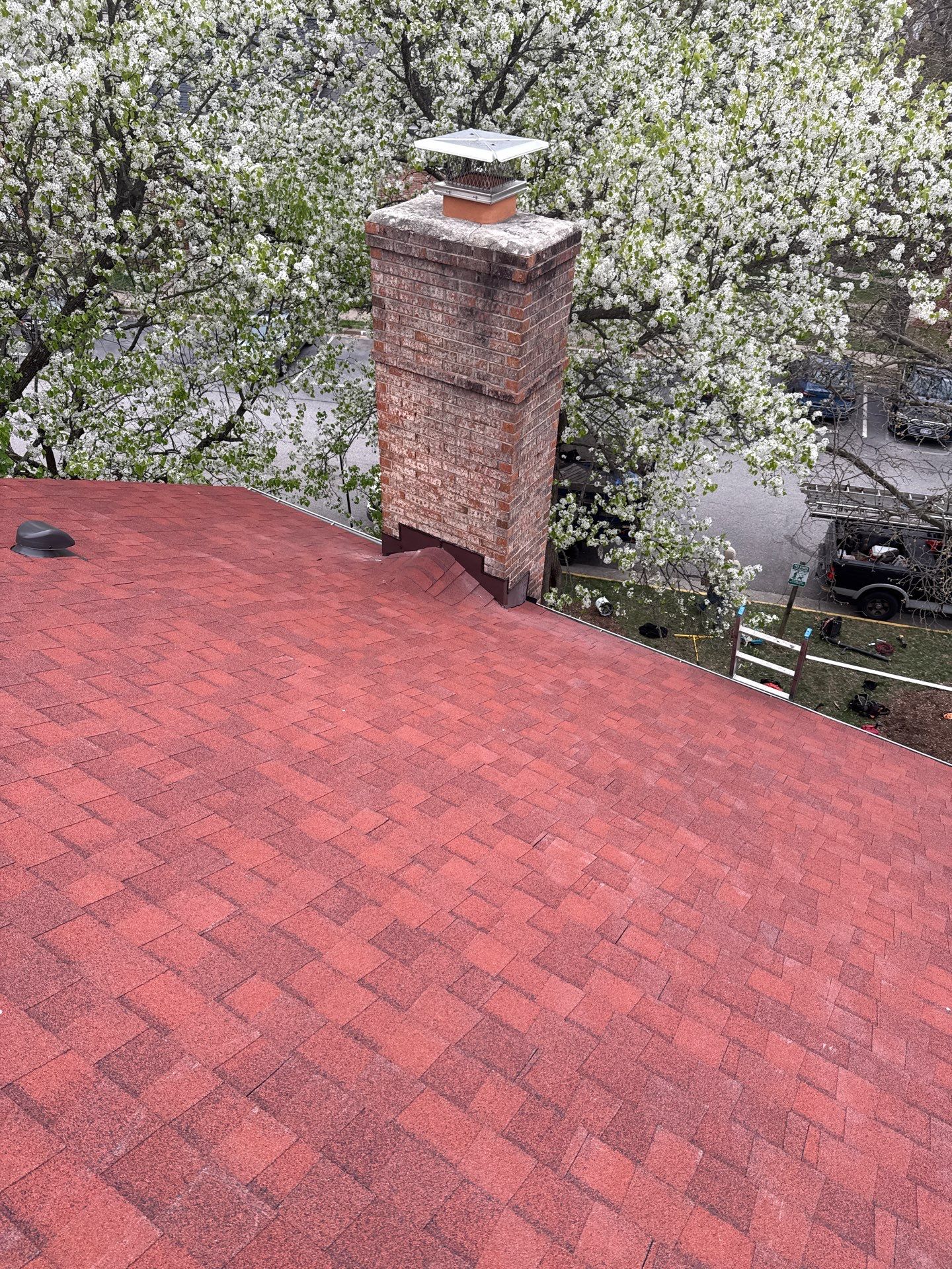 Springfield: Residential Roof Replacement with CertainTeed Landmark Pro in Max Def Red Oak by RM Banning, Inc.