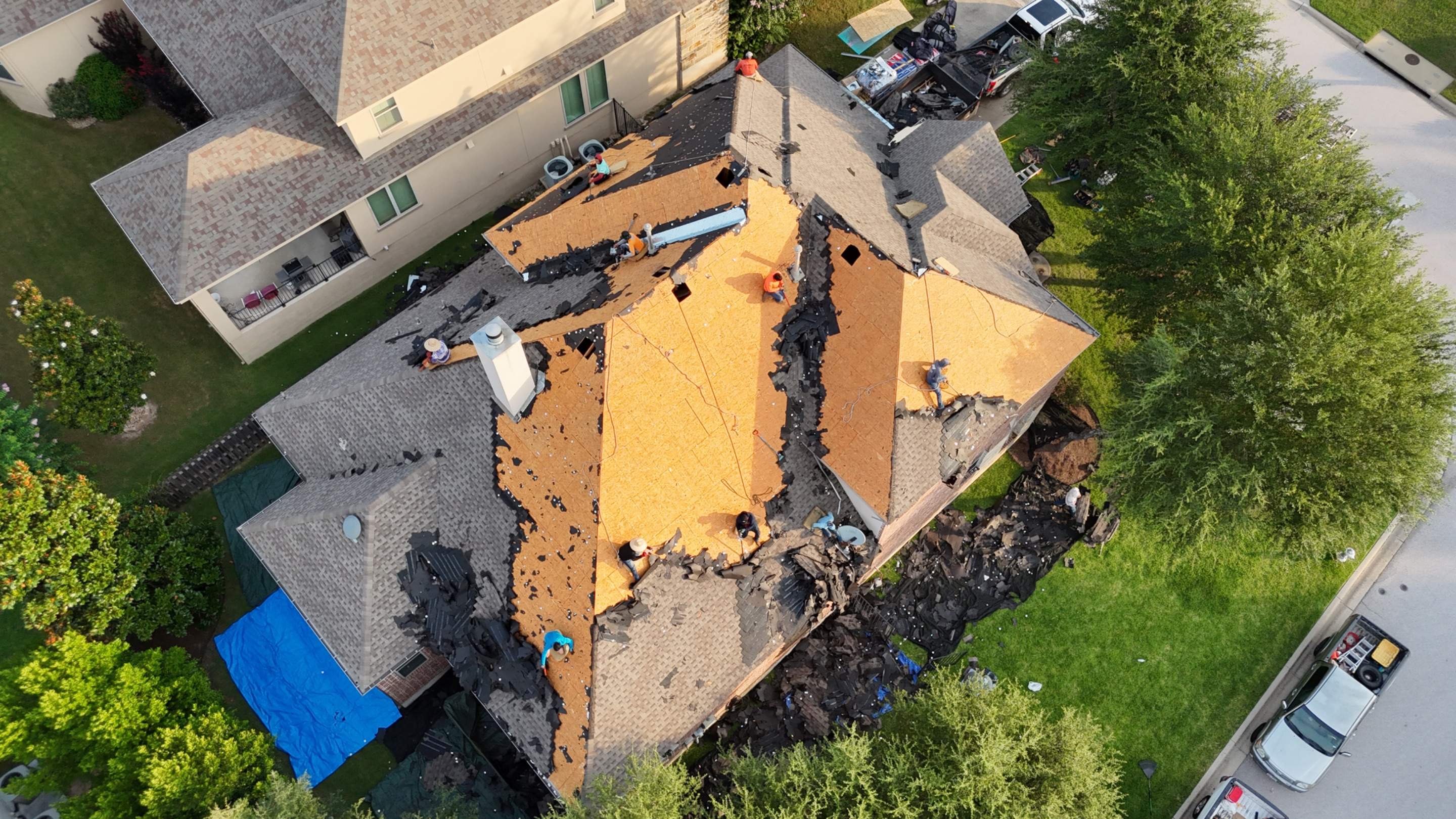 Austin Residential Roof Installation with GAF Shingles and Radiant Barrier by RoofsOnly.com
