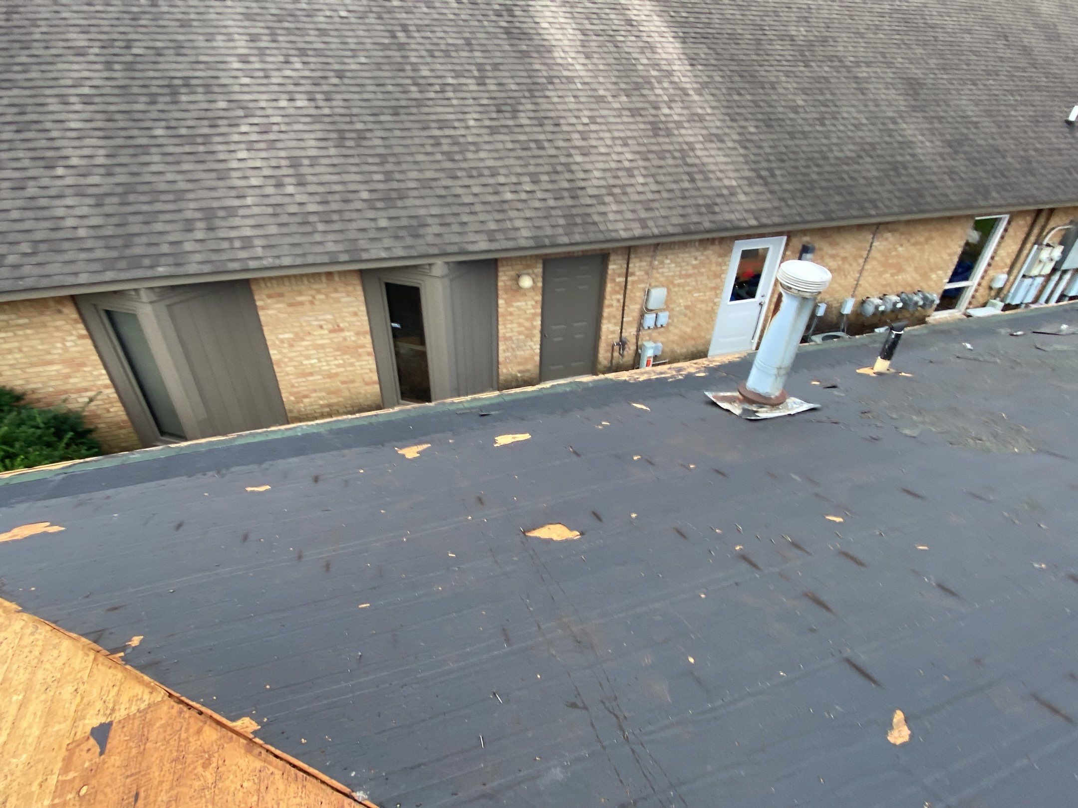 Roof Replacement using CertainTeed Landmark by 180 Contractors