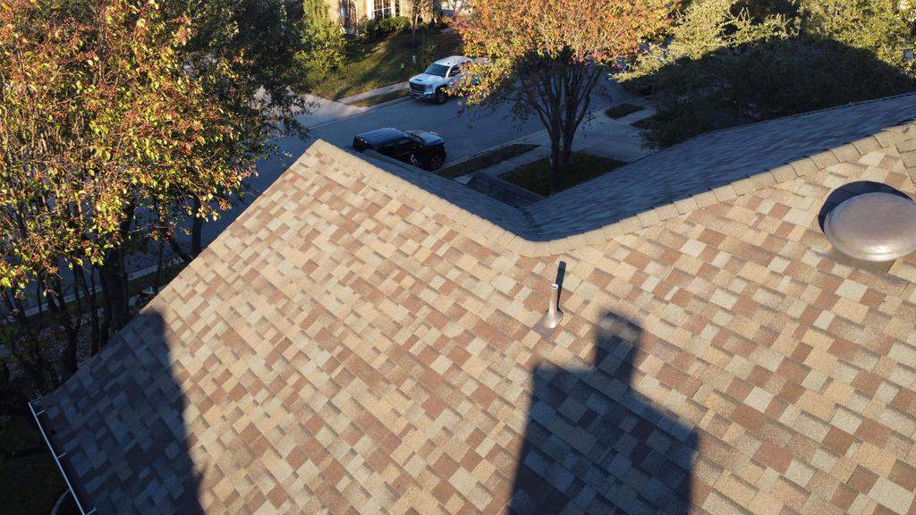 Driftwood - Owens Corning TruDefinition Duration by RoofsOnly.com