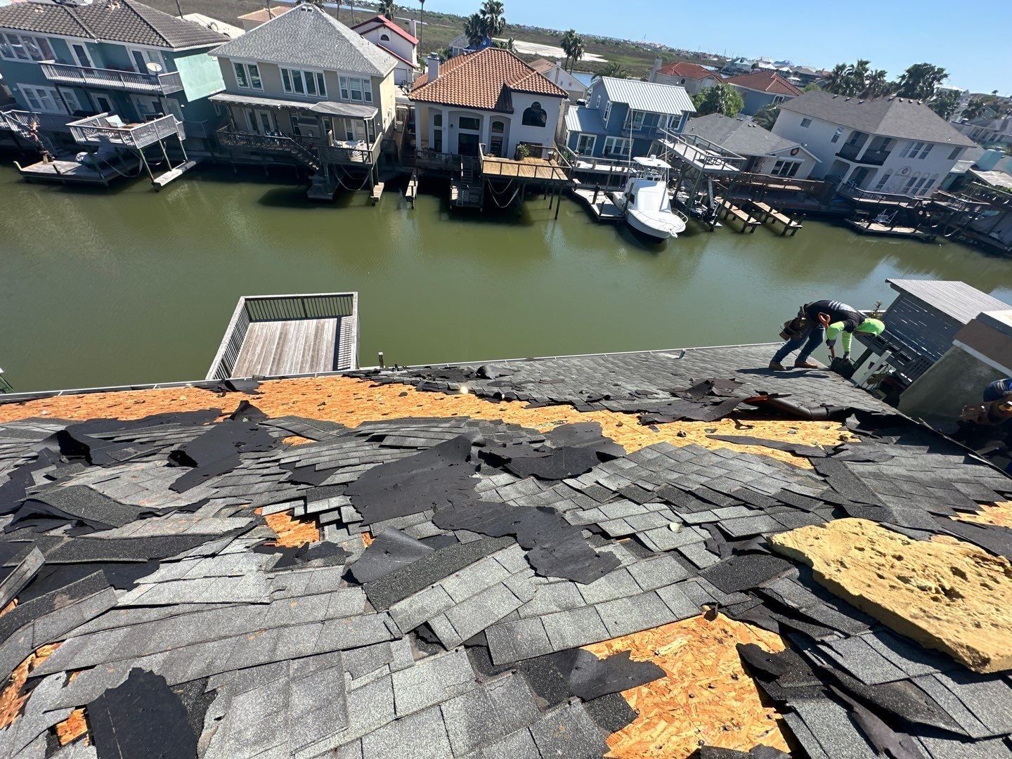 Residential Roofing Installation using Owen's Corning Duration (Lifetime) Shingles by Roof Repair Company