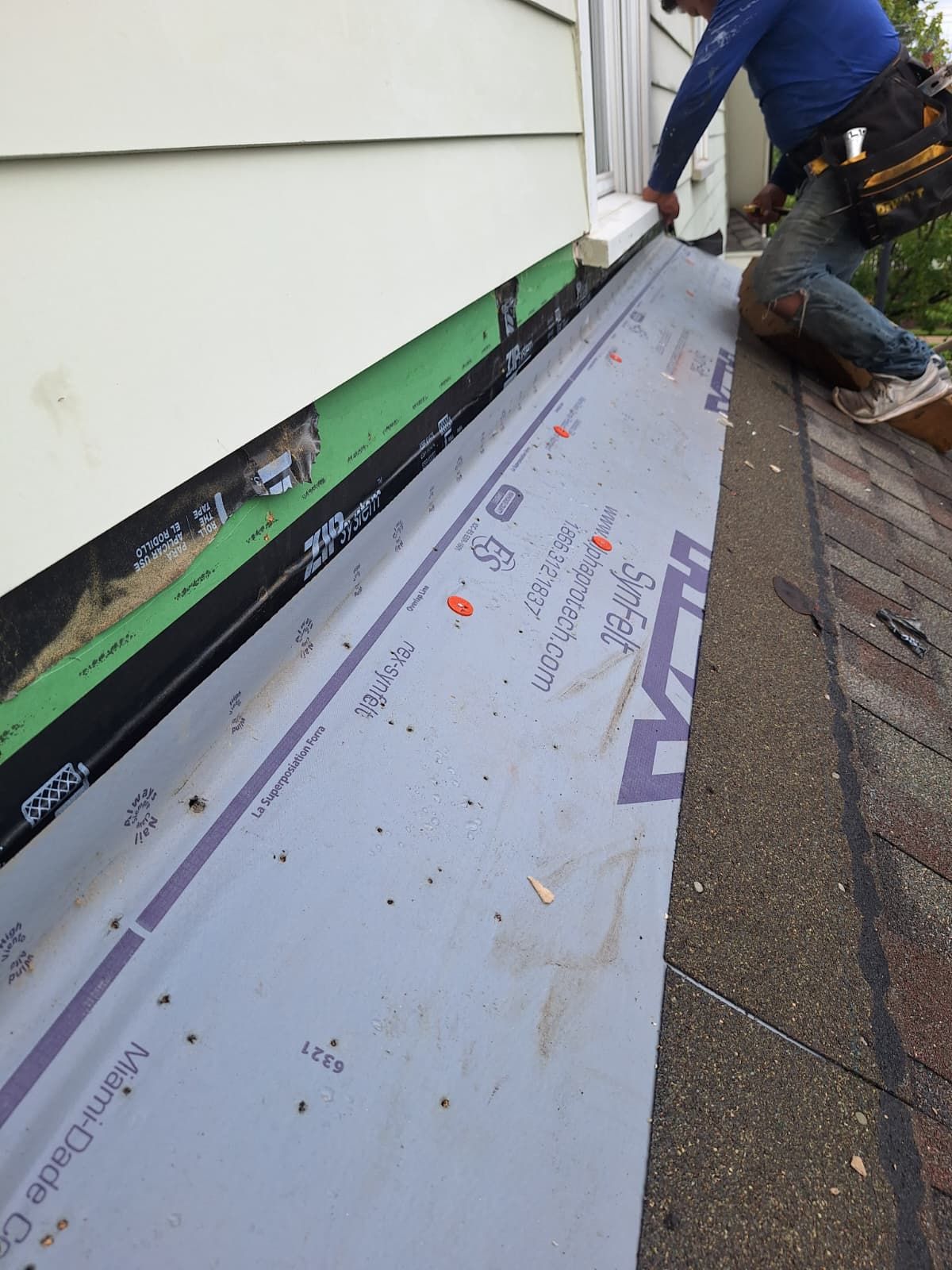 Flashing and siding repair by Indigo State Roofing