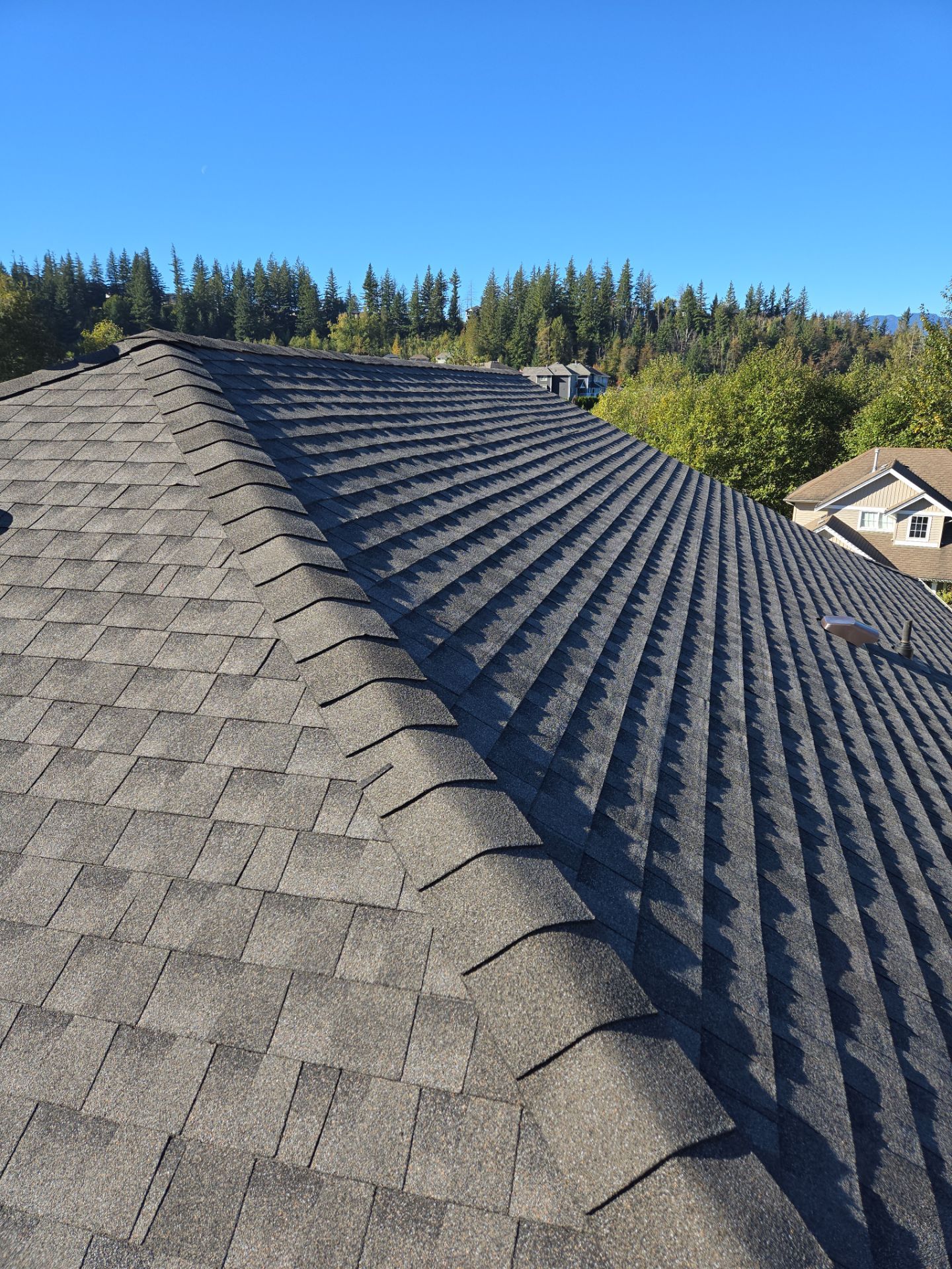 Residential Re-Roof using GAF Timberline HDZ Canadian Driftwood by Top Notch Roofing Inc