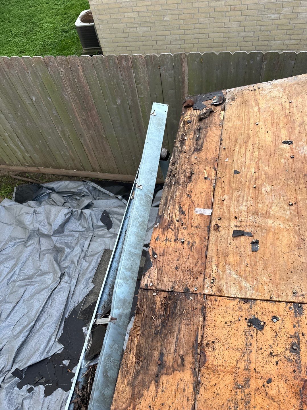 Residential Roofing Installation using Owen's Corning Duration (Lifetime) Shingles by Roof Repair Company