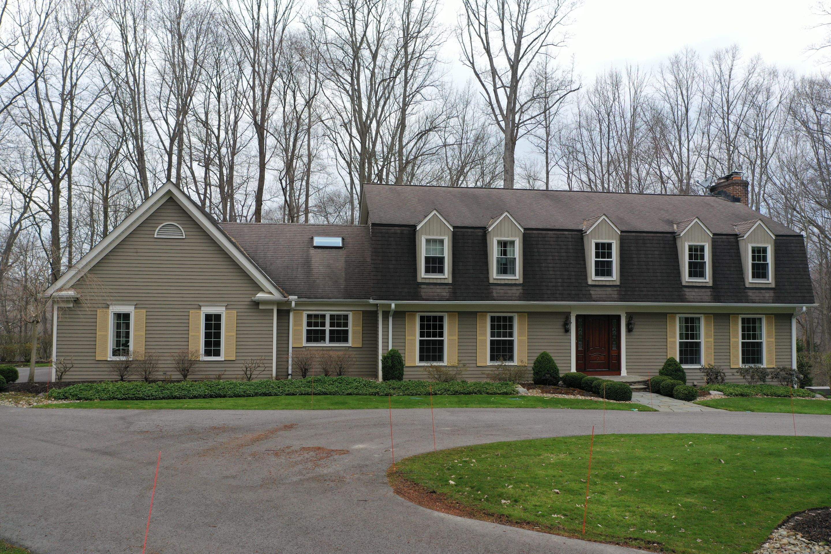 Residential Roofing Installation using Owens Corning Duration, Driftwood by Absolute Roofing and Construction