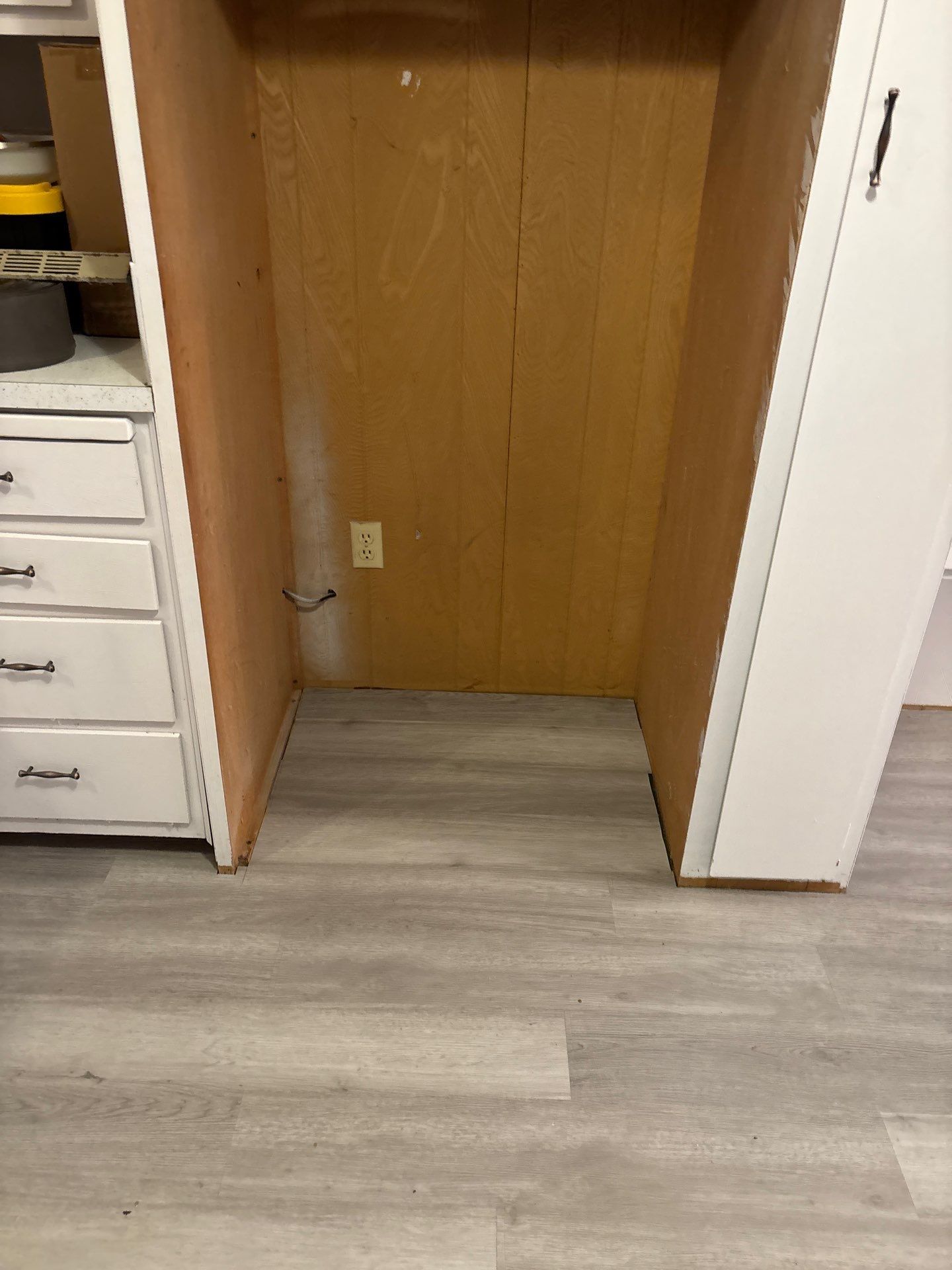 34170 - Vinyl Flooring Installation by MV General Construction, LLC