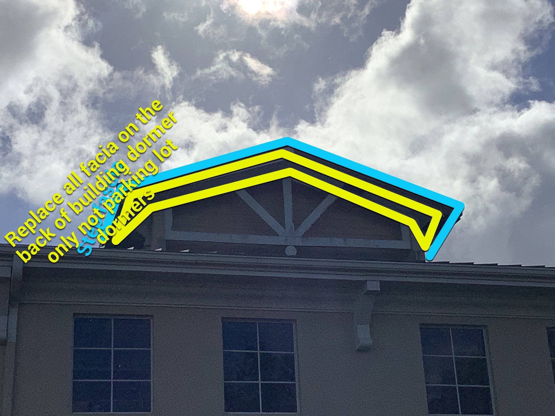 Soffit and Fascia Repair in Sarasota FL by Gutter Professors