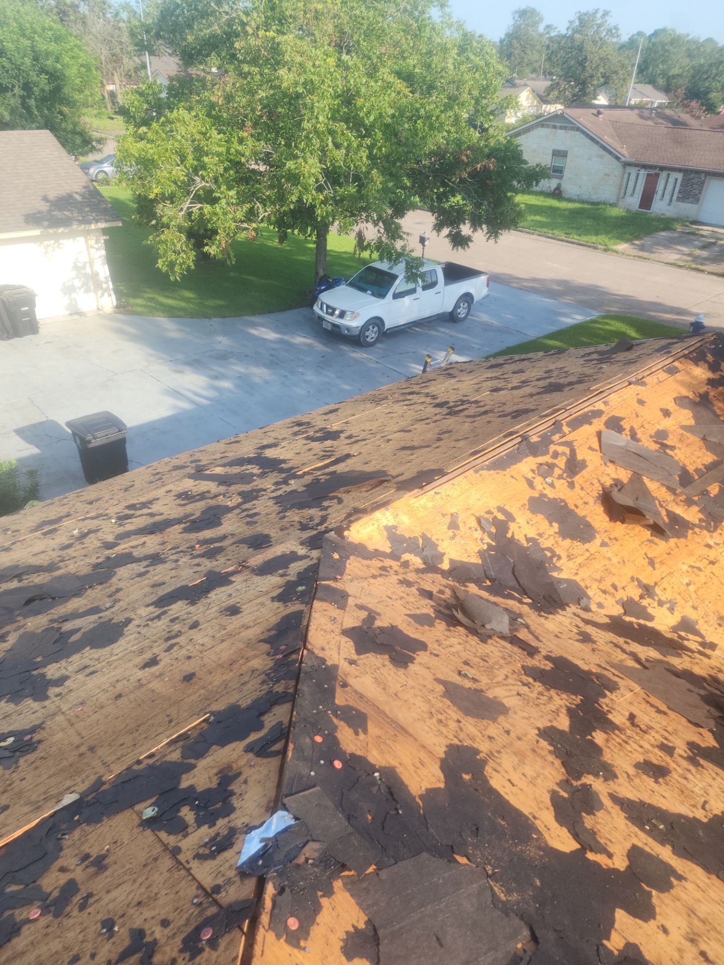 Residential Roofing Installation using Owen's Corning Duration (Lifetime) Shingles by Roof Repair Company