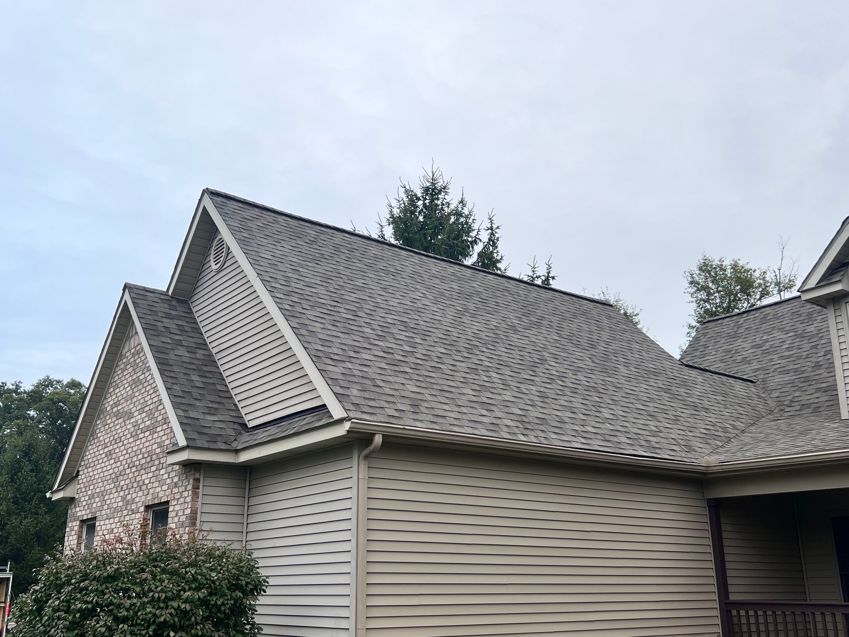 Roof Replacement using Owens Corning by 180 Contractors