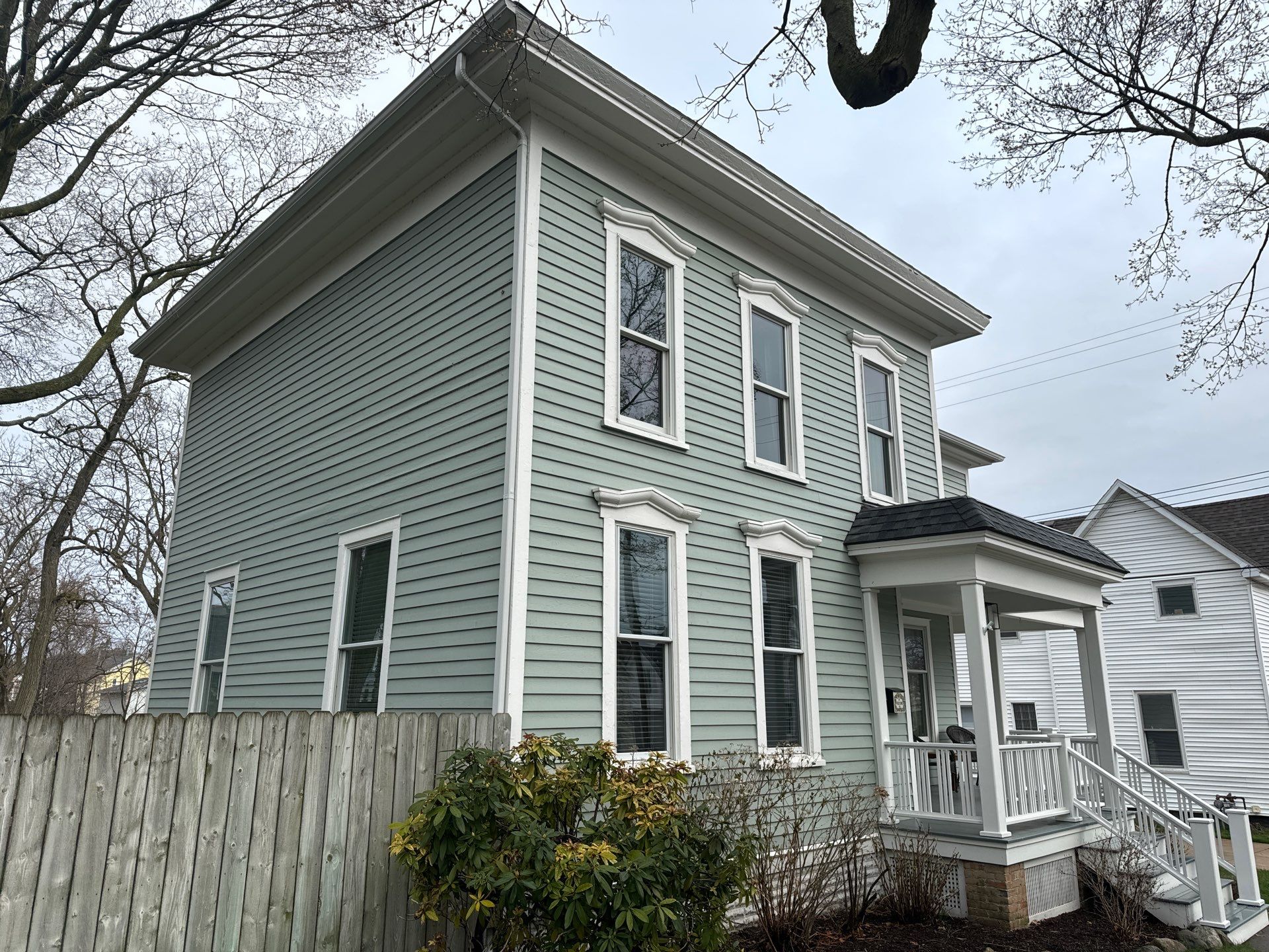 Exterior Painting and Deck staining by Gordon Painting