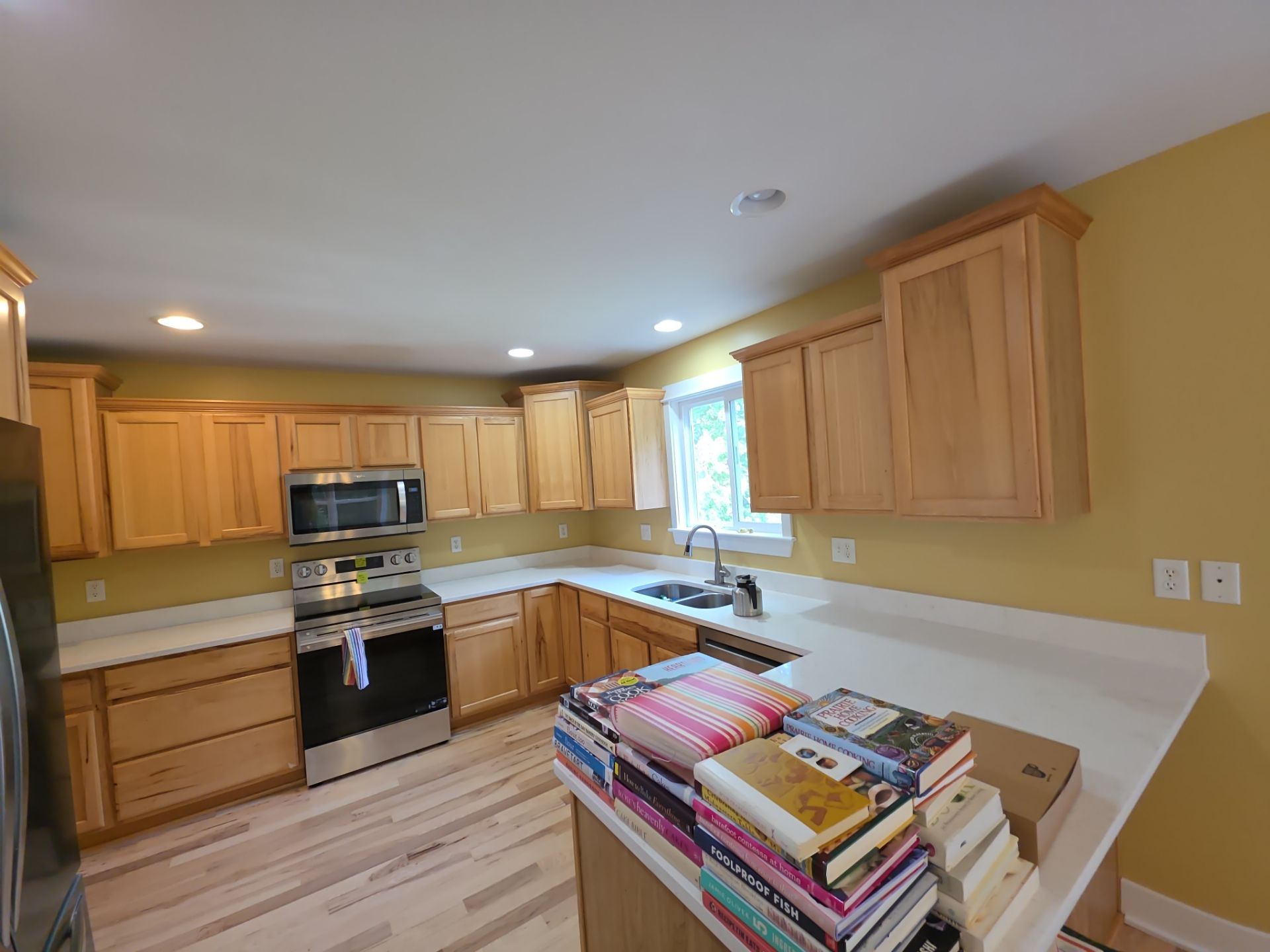 Comprehensive Interior Painting and Drywall Repair in Norton Shores by Gordon Painting