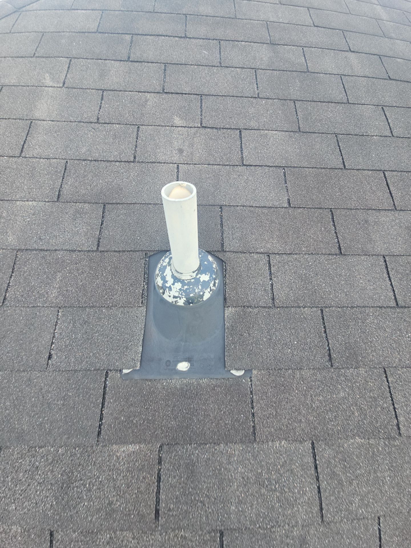 Hail Damage using Owen's Corning Duration (Lifetime) Shingles by Roof Repair Company