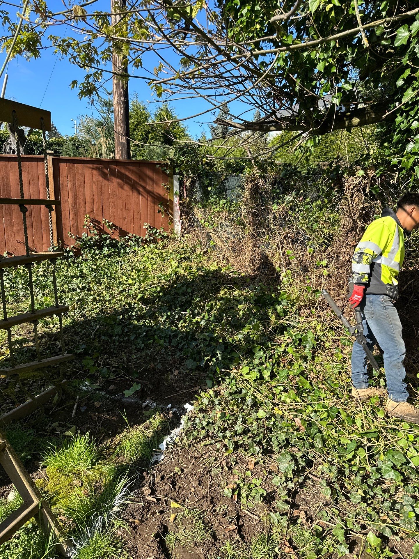 Backyard Renovation | Lynnwood  by Jireh Asphalt & Concrete Inc 