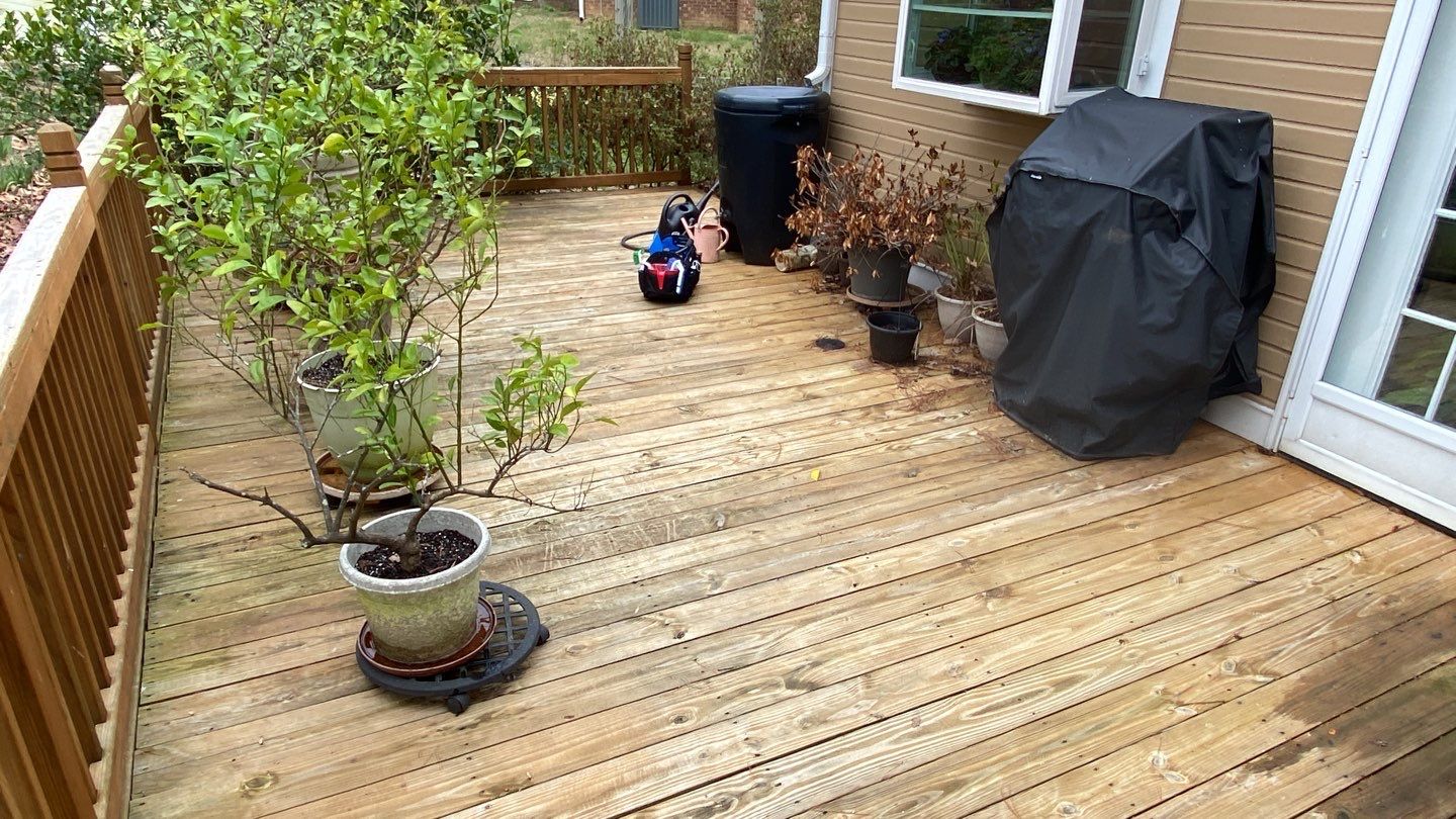 Weathered Deck using Wood Sealant by DuraSeal