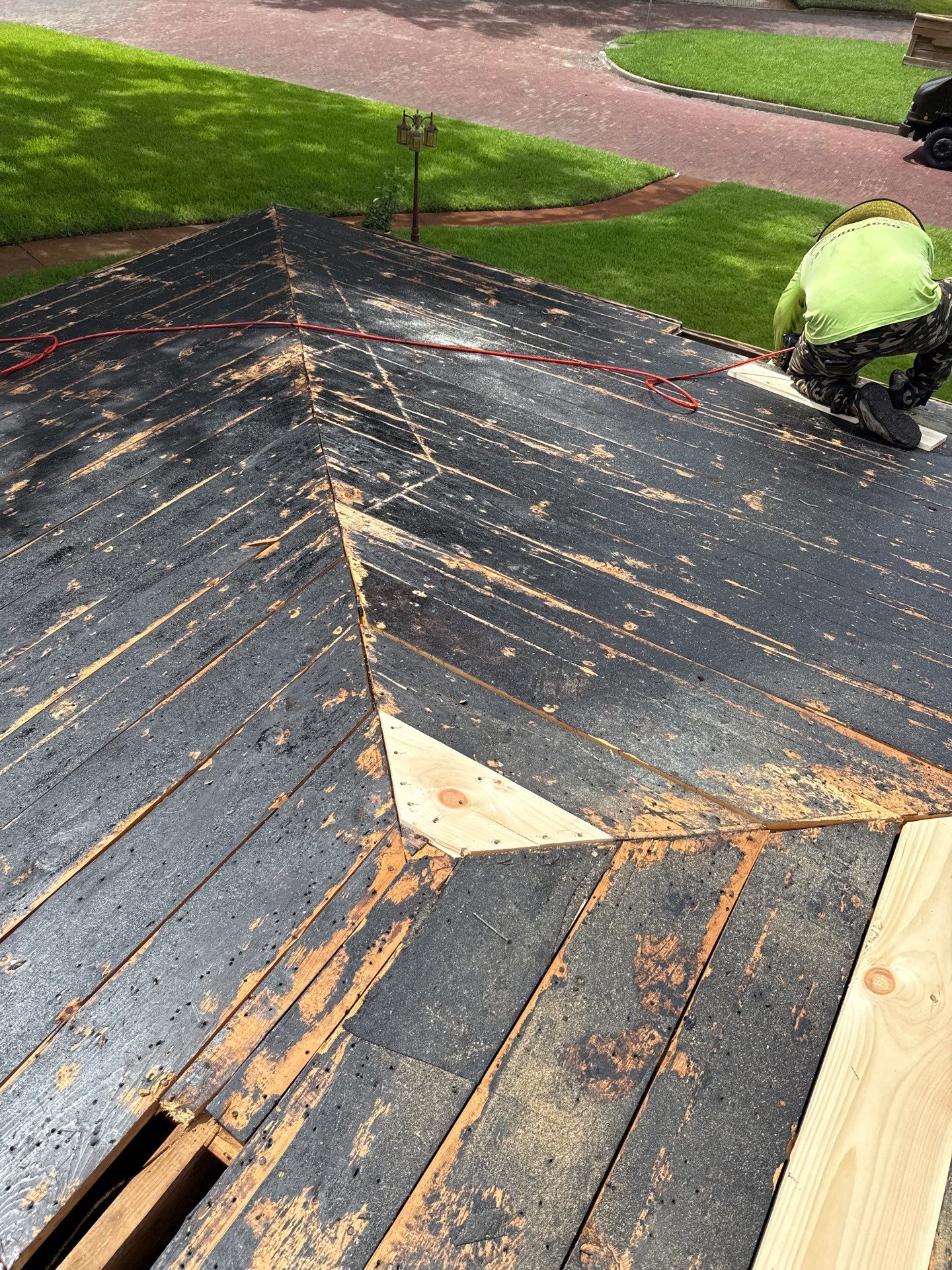 Project in St. Petersburg 33710 by Mitchell Roofing Company LLC 