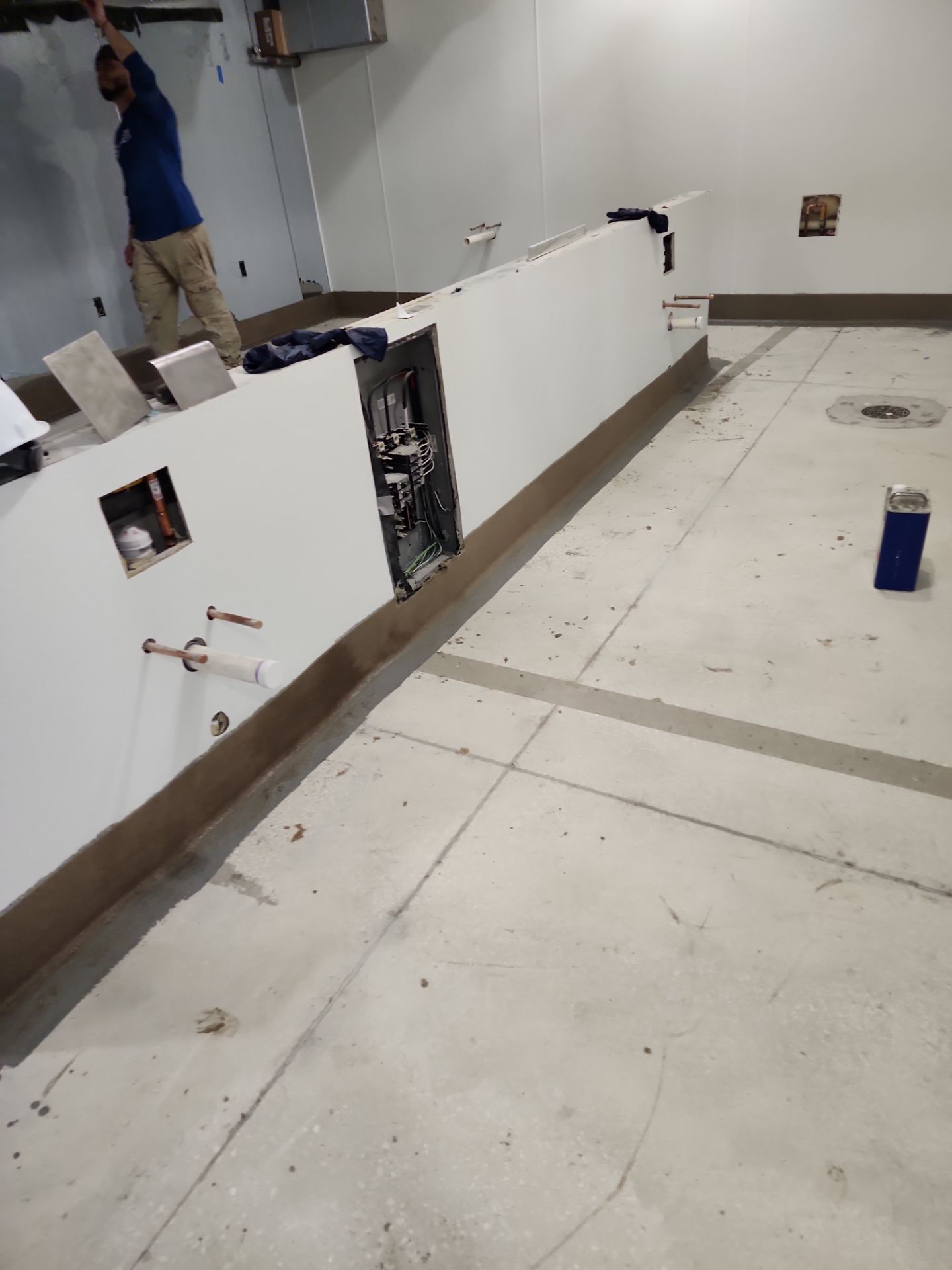 Tulio's Restaurant by Seamless Surfaces