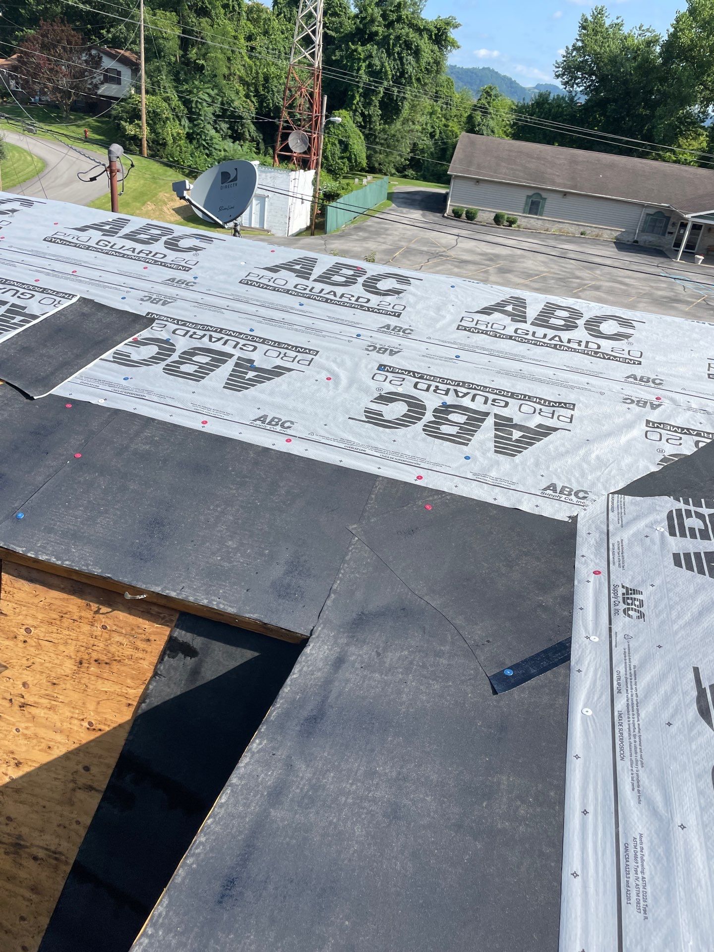 Residential Roofing Installation using GAF Timberline HDZ Charcoal by Rainstoppers Roofing