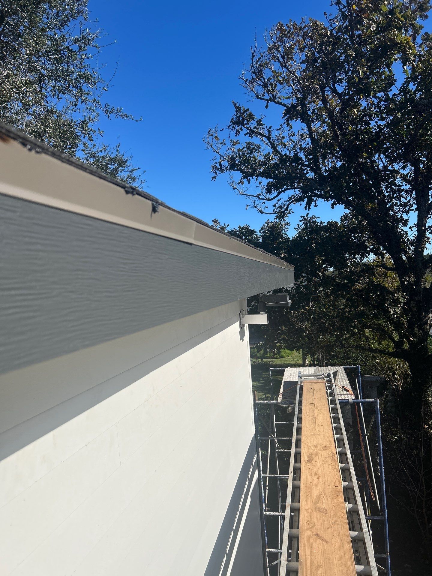 Gorgeous Gutters and Fascia by Bayfront Roofing and Construction