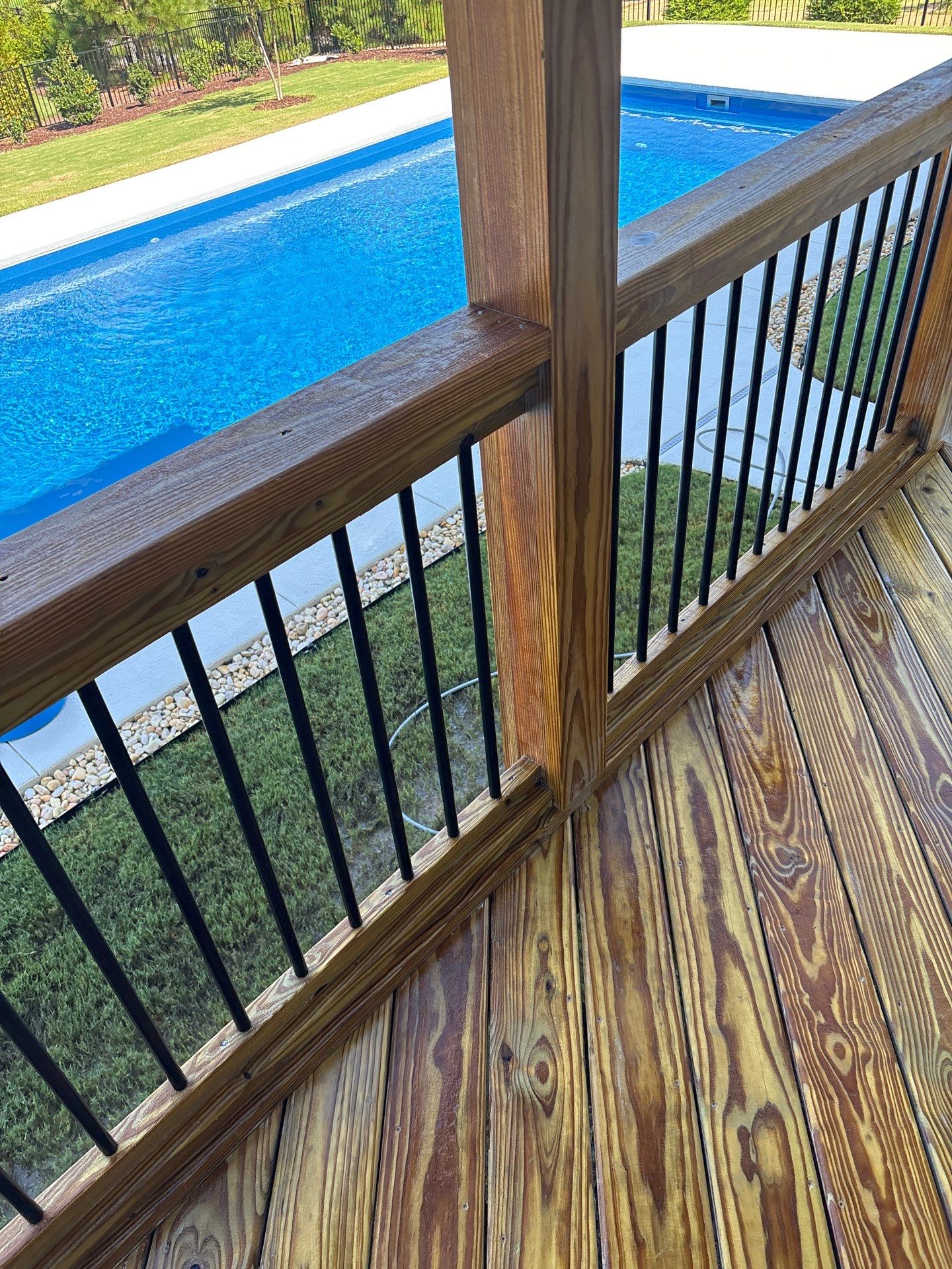 Wood Deck using Wood Sealant by DuraSeal