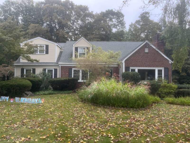 Residential Roofing Installation using Owens Corning TruDefinition Williamsburg gray by A Plus Exterior