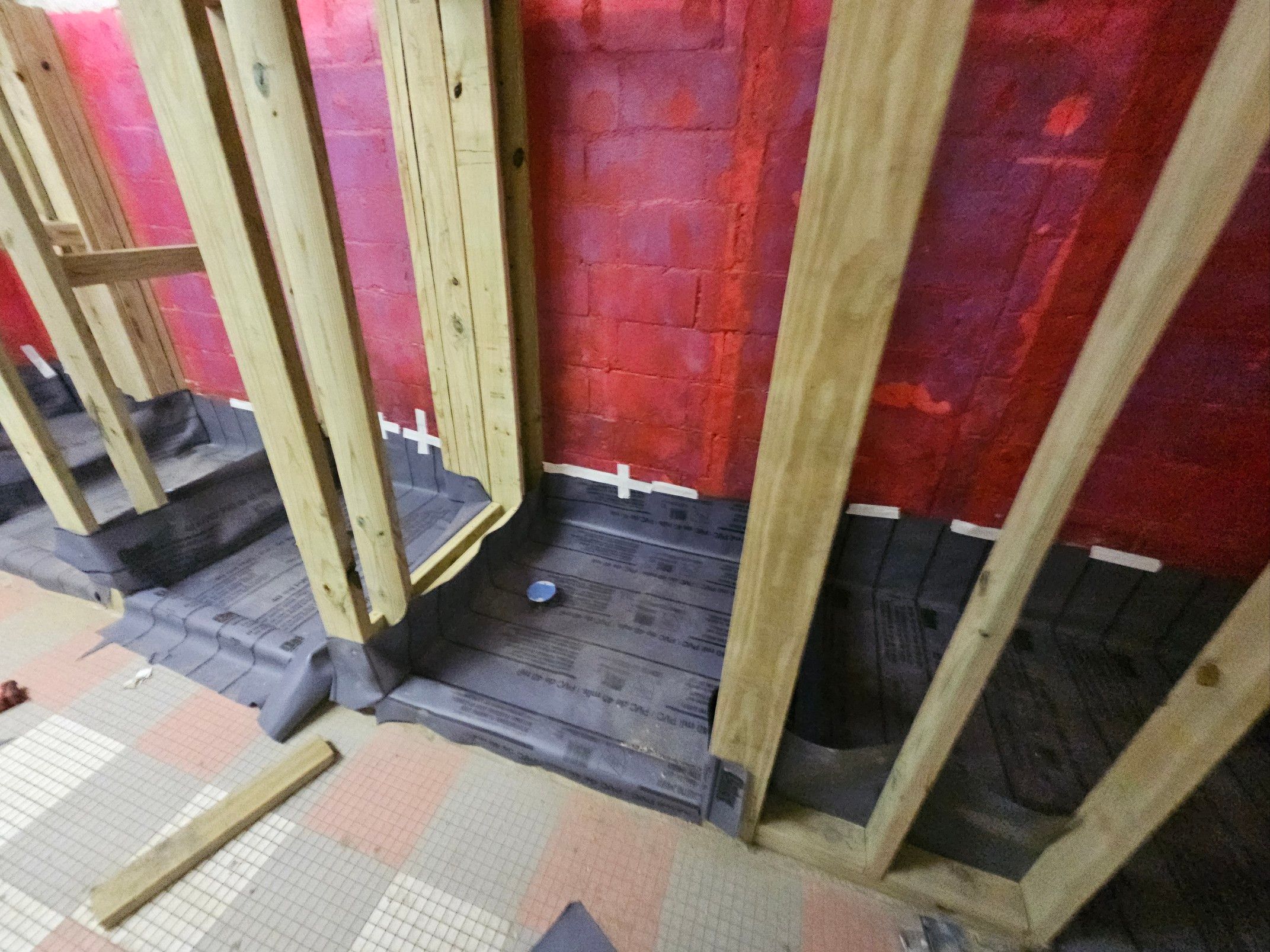 Showers & Storage by EL-GC LLC