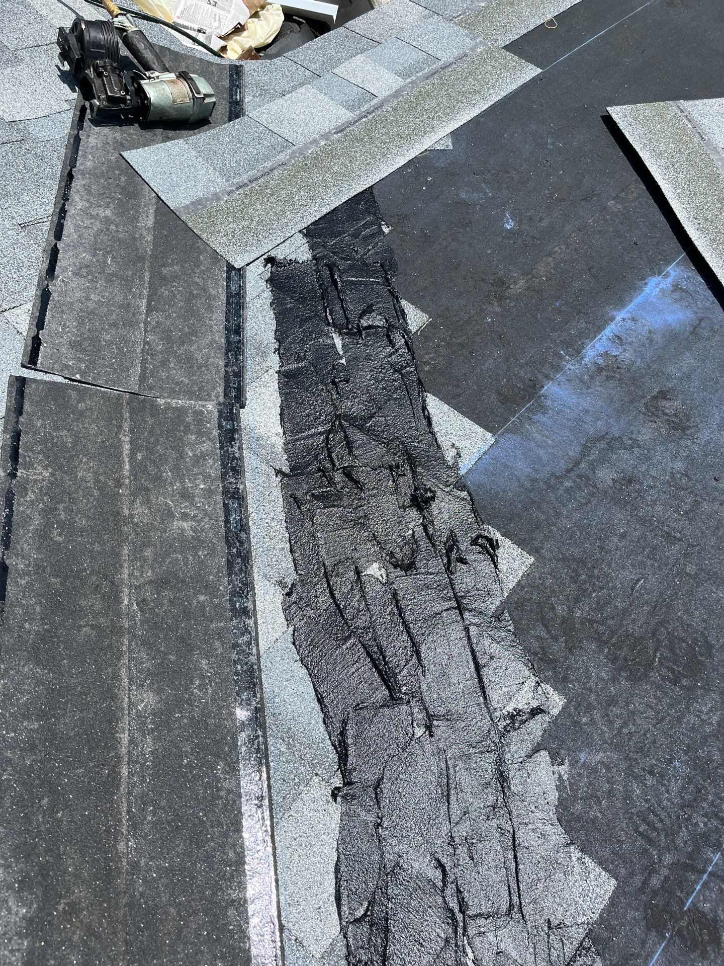 Project in Gulfport 33707 by Mitchell Roofing Company LLC