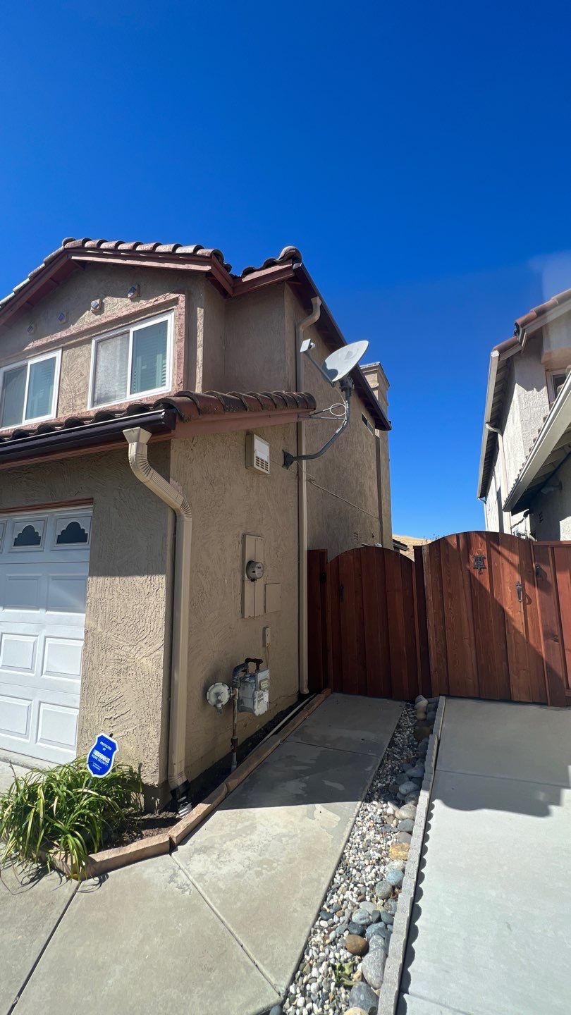 Gutter Installation using Englert LeafGuard Gutters by Byers Enterprises 