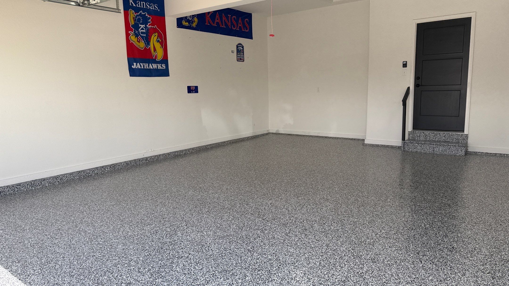 Jan's New Domino Floor Look by Banner Garage