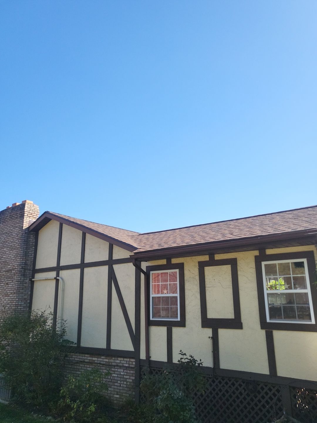 ATLAS PINNACLE COLOR: BURNT HICKORY DRIP EDGE: MUSKET BROWN by Eagle Eye Roofing