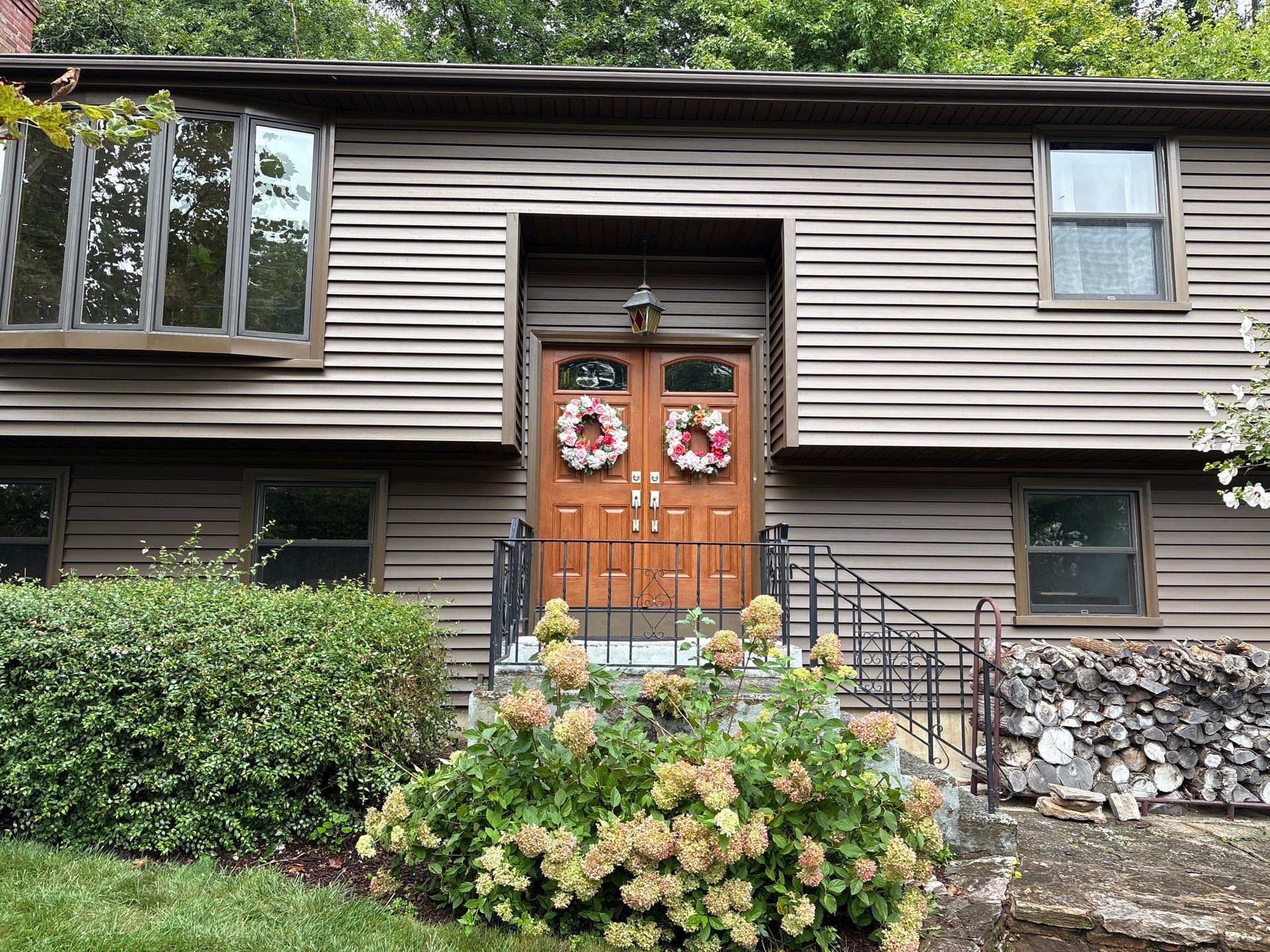 Siding Renewal Using Cert. Monogram D/4 x 25' Clapboard, Espresso by DiGiorgi Roofing and Siding Inc