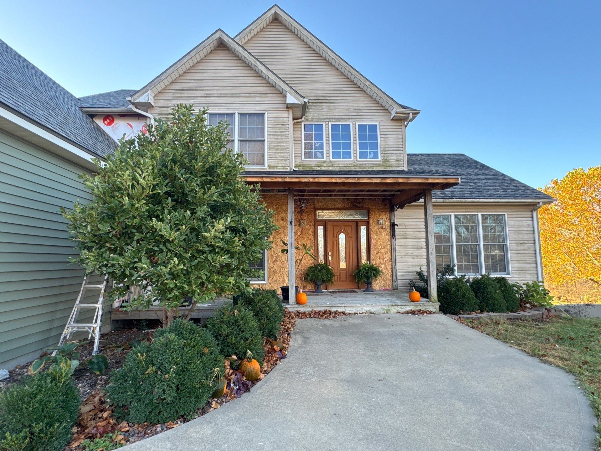 Comprehensive Residential Roof and Siding Replacement in Smithville Missouri by EEC Windows, Siding & Roofing