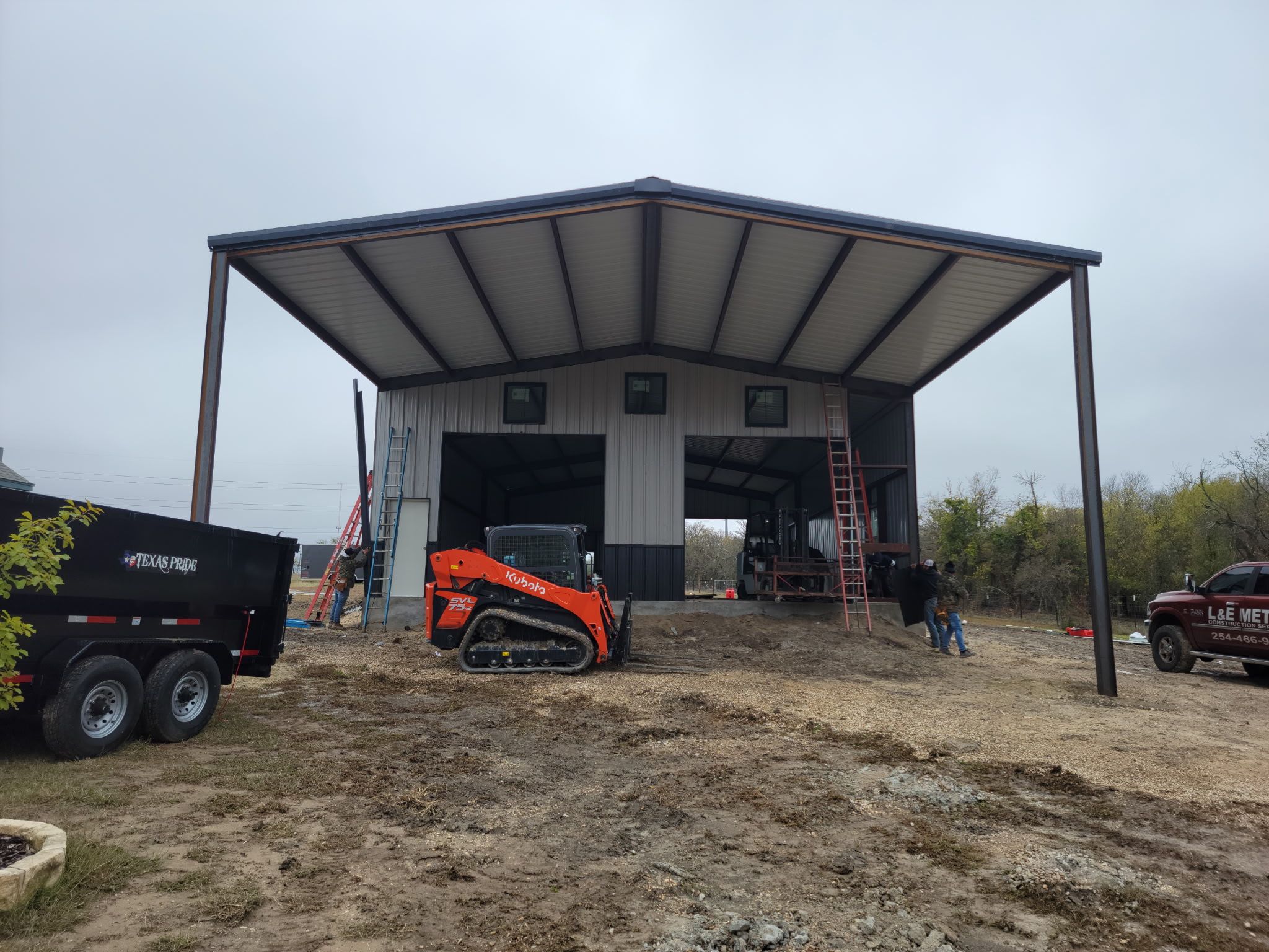 Carports, Metal Patio Covers, Barns, Shops, and more by REPS Austin Area Roofer