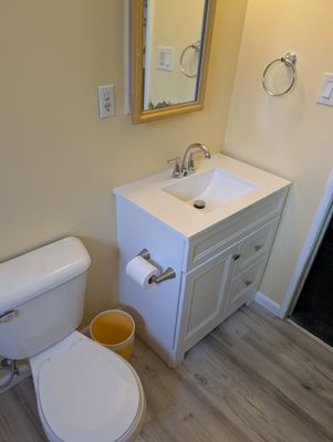 Studs to Stunning: Bathroom Remodel with FlexStone