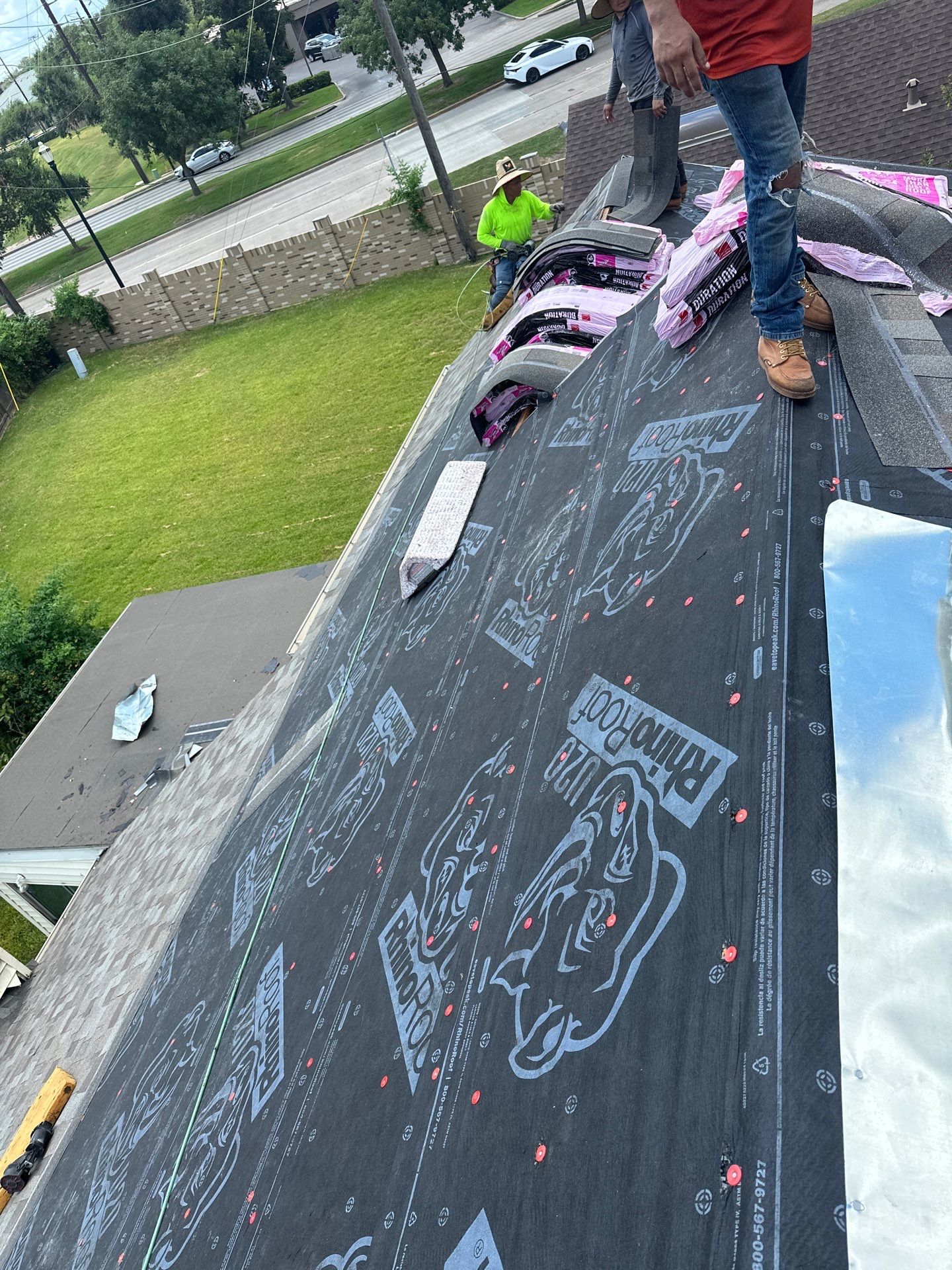 Residential Roofing Installation using Owen's Corning Duration (Lifetime) Shingles by Roof Repair Company