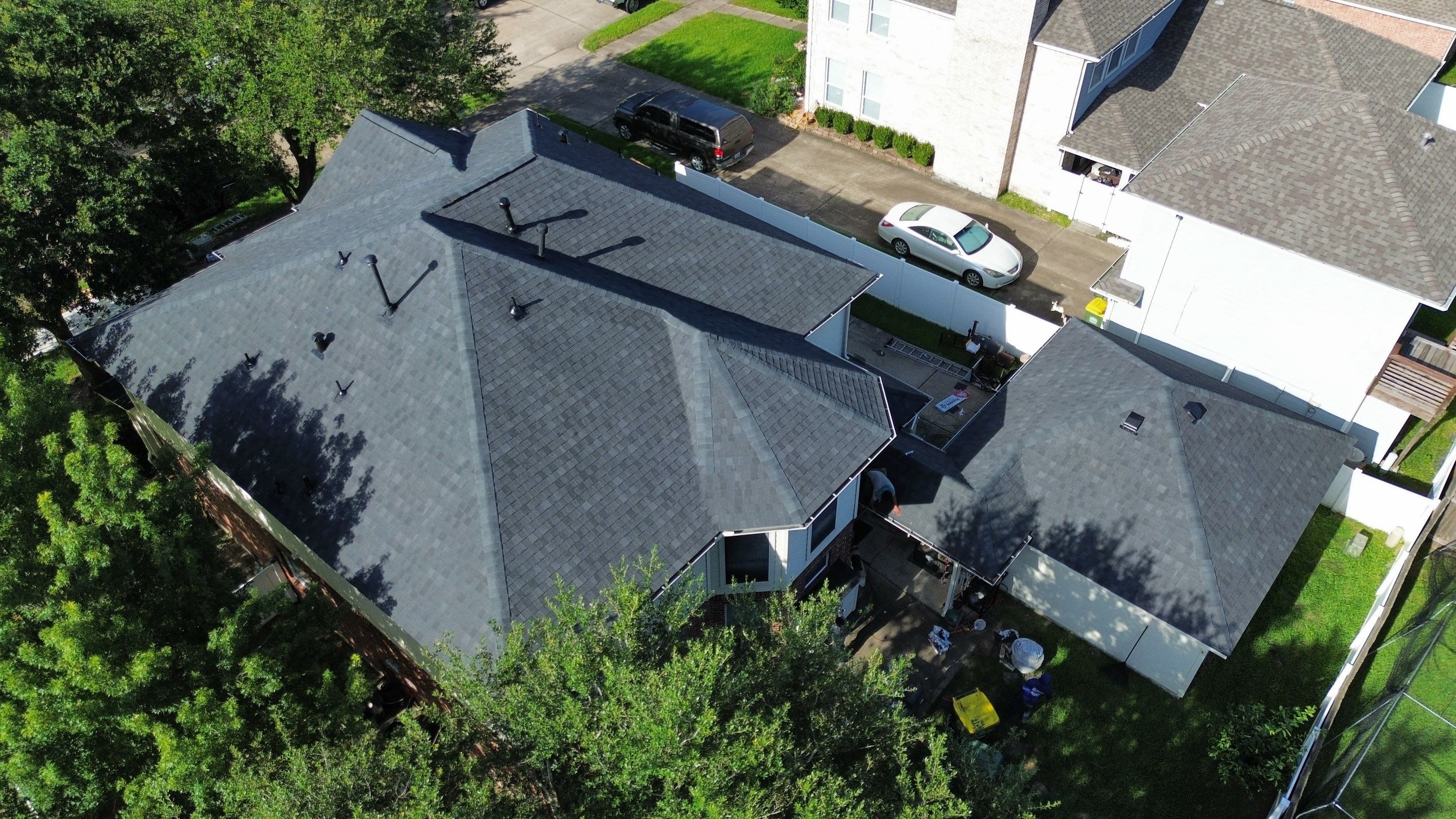 Pearland Roof Installation by Modern BYLT Roofing & Construction