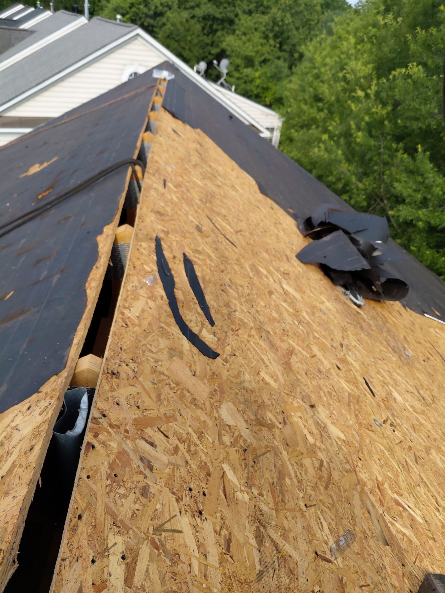 Fairfax: Residential Roof Installation with CertainTeed Landmark PRO in Max Def Moire Black by RM Banning, Inc.