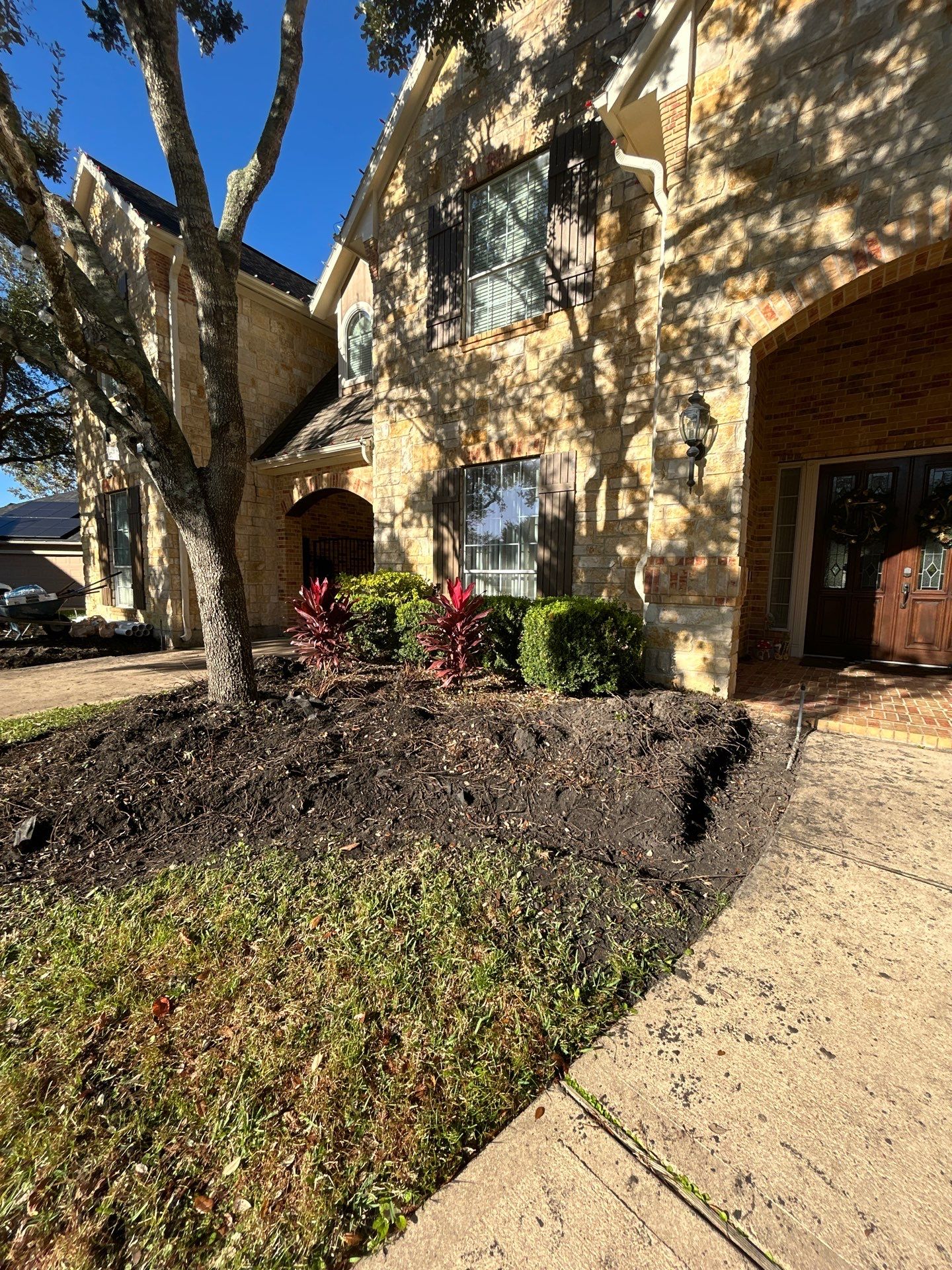 🌿 Mr. George – A True Curb Appeal Conversion by Texas Urban Elements