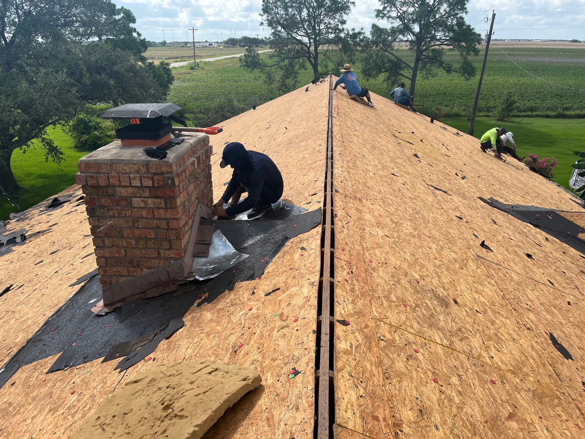 Residential Roofing Installation using Owen's Corning Duration (Lifetime) Shingles by Roof Repair Company