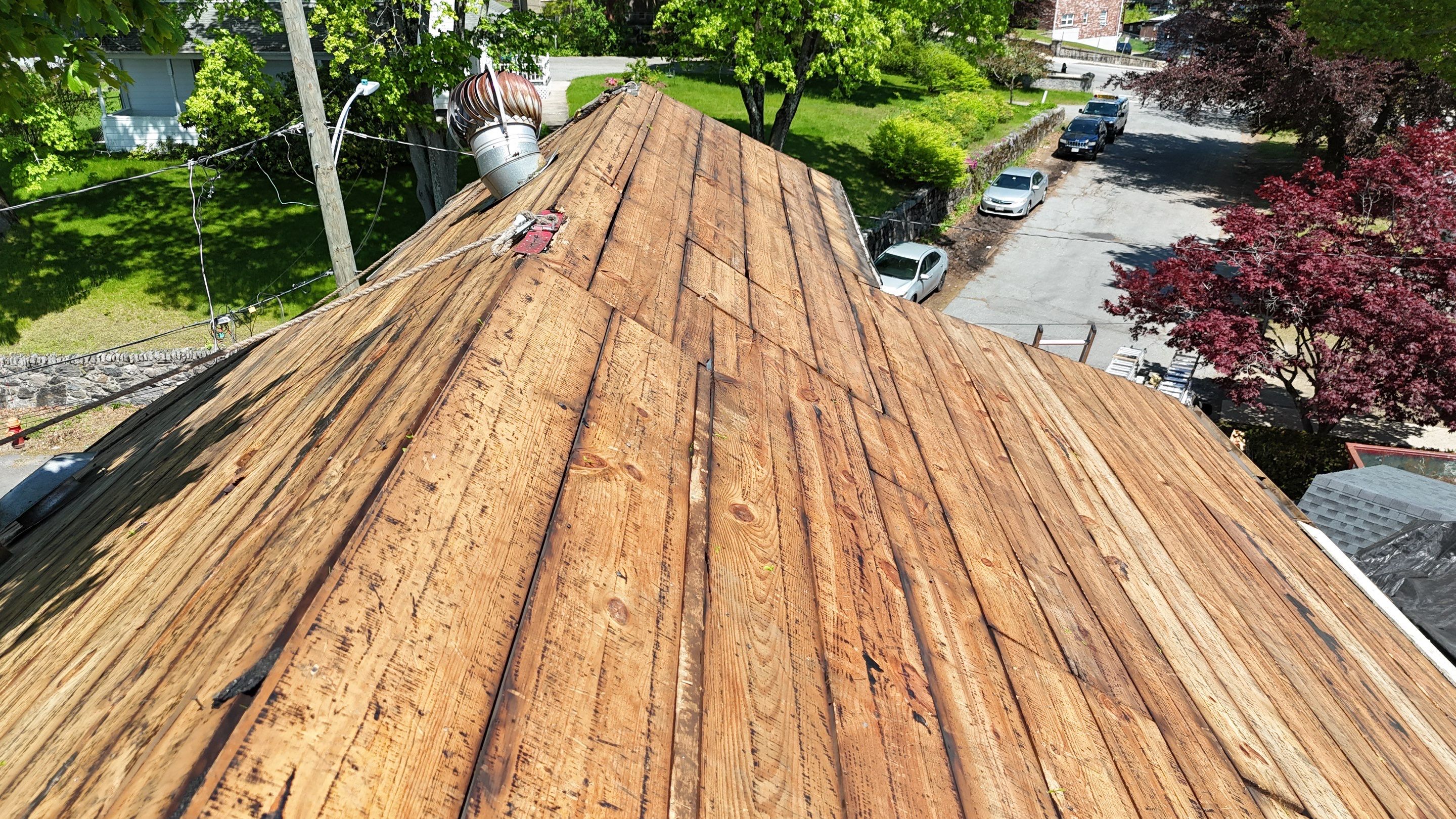 Full Roof Replacement – Lawrence, MA by Mighty Dog Roofing of Greater Middlesex County