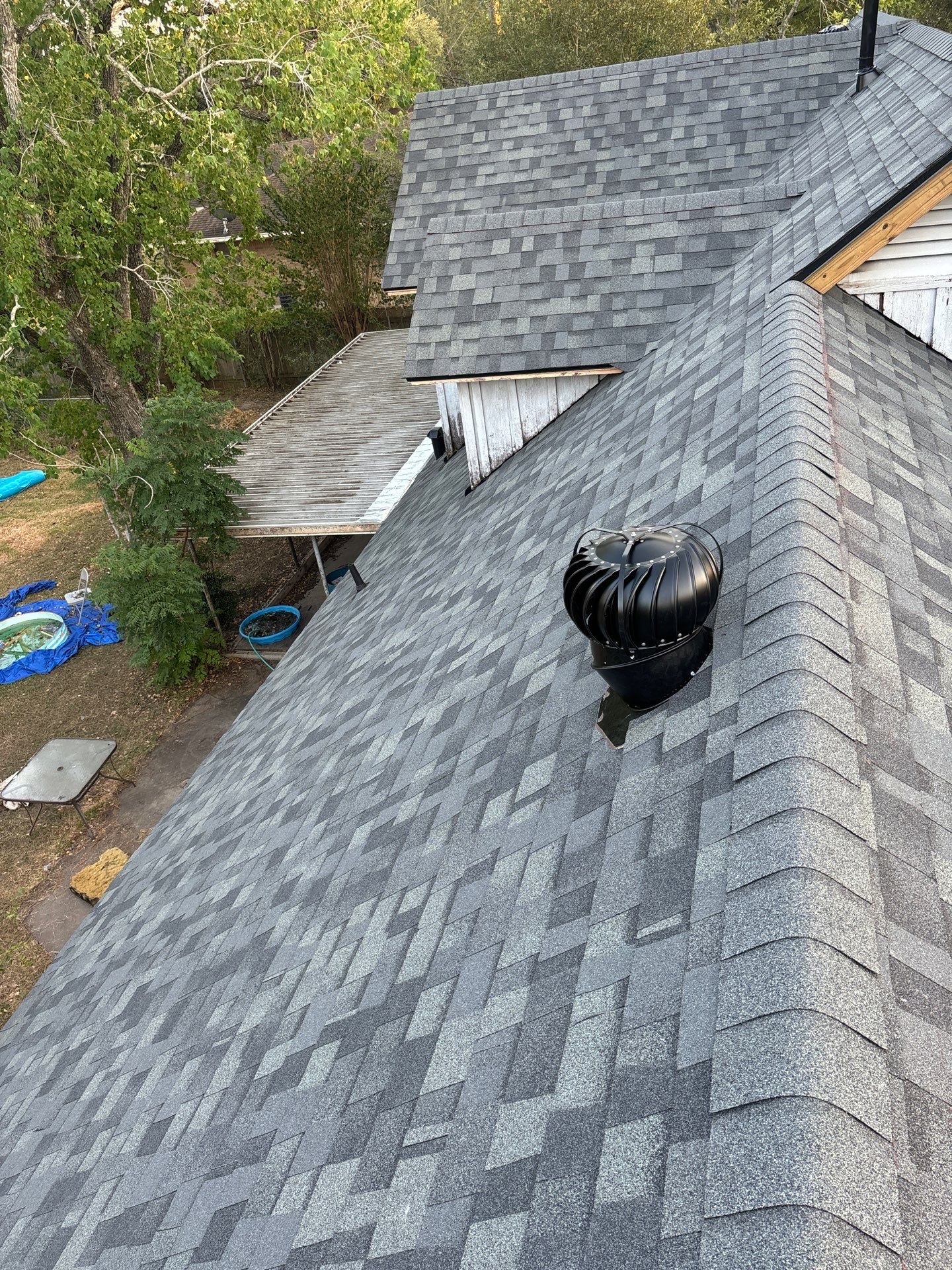 Residential Roofing Installation using Owen's Corning Duration (Lifetime) Shingles by Roof Repair Company