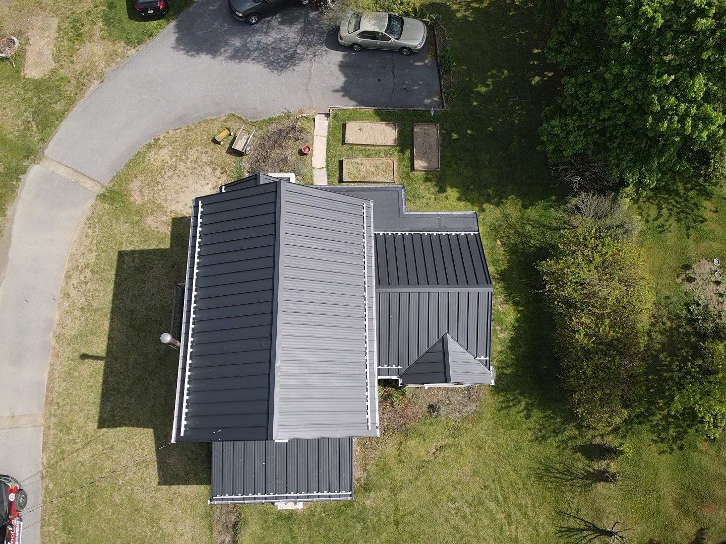 Residential Roofing Installation using Texture Standing Seam by Teflon Roofing