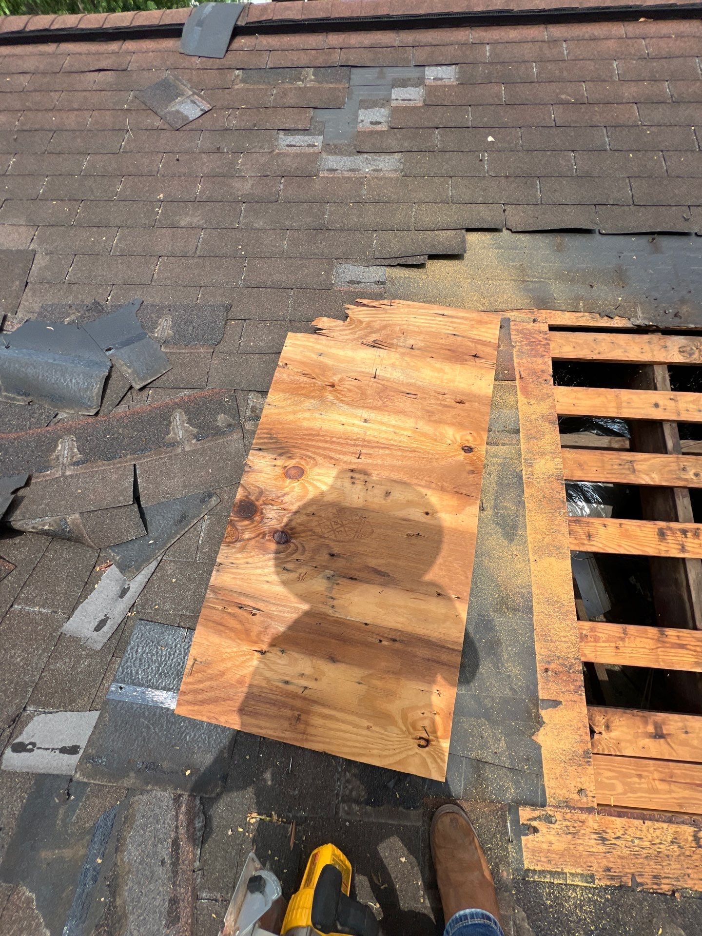Residential Roofing Repair using Owen's Corning Duration (Lifetime) Shingles by Roof Repair Company