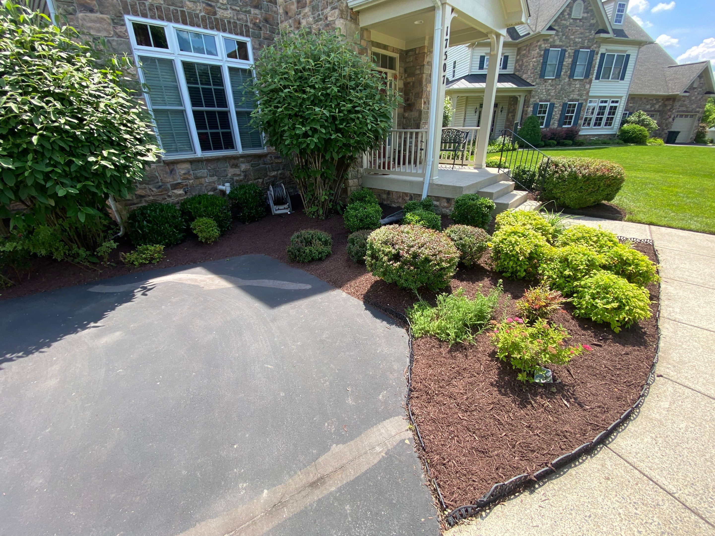 Landscape Cleanup & Mulch  by The Smet Companies, LLC