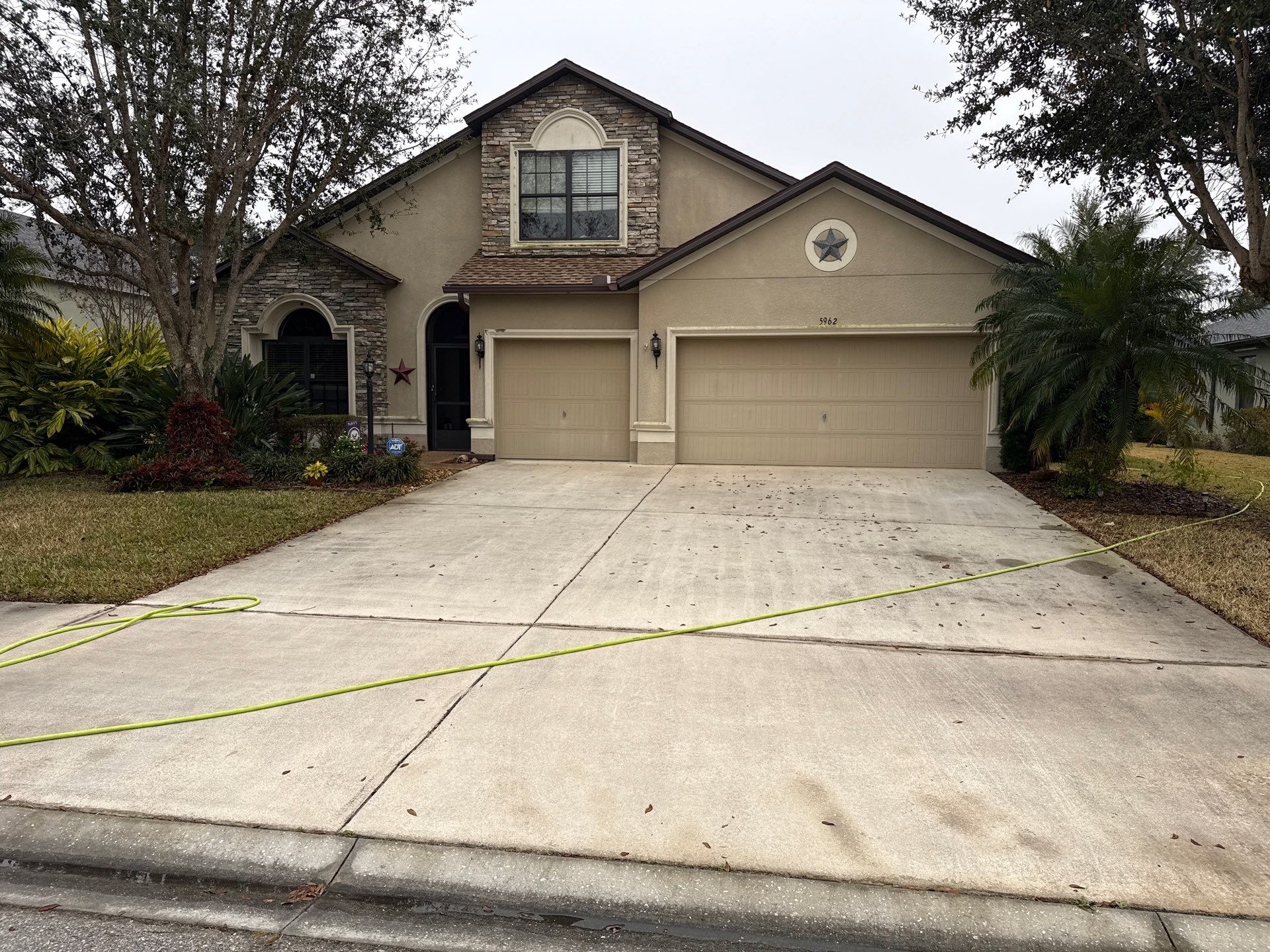 House Wash, Fence Cleaning & Driveway Cleaning in Lexington – Parrish, FL by Sunshine AquaWash