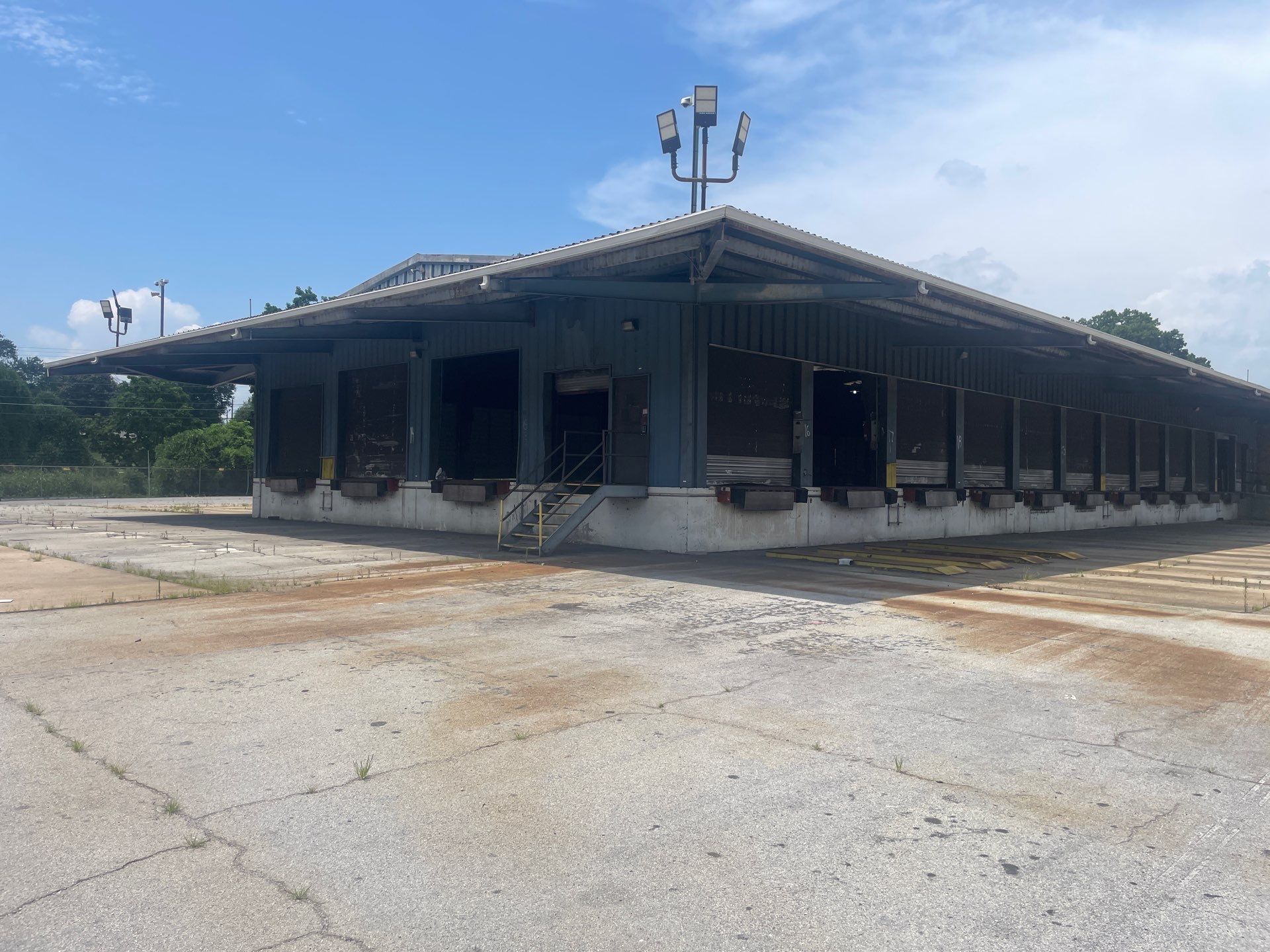 Knoxville, TN by Ironhorn Enterprises