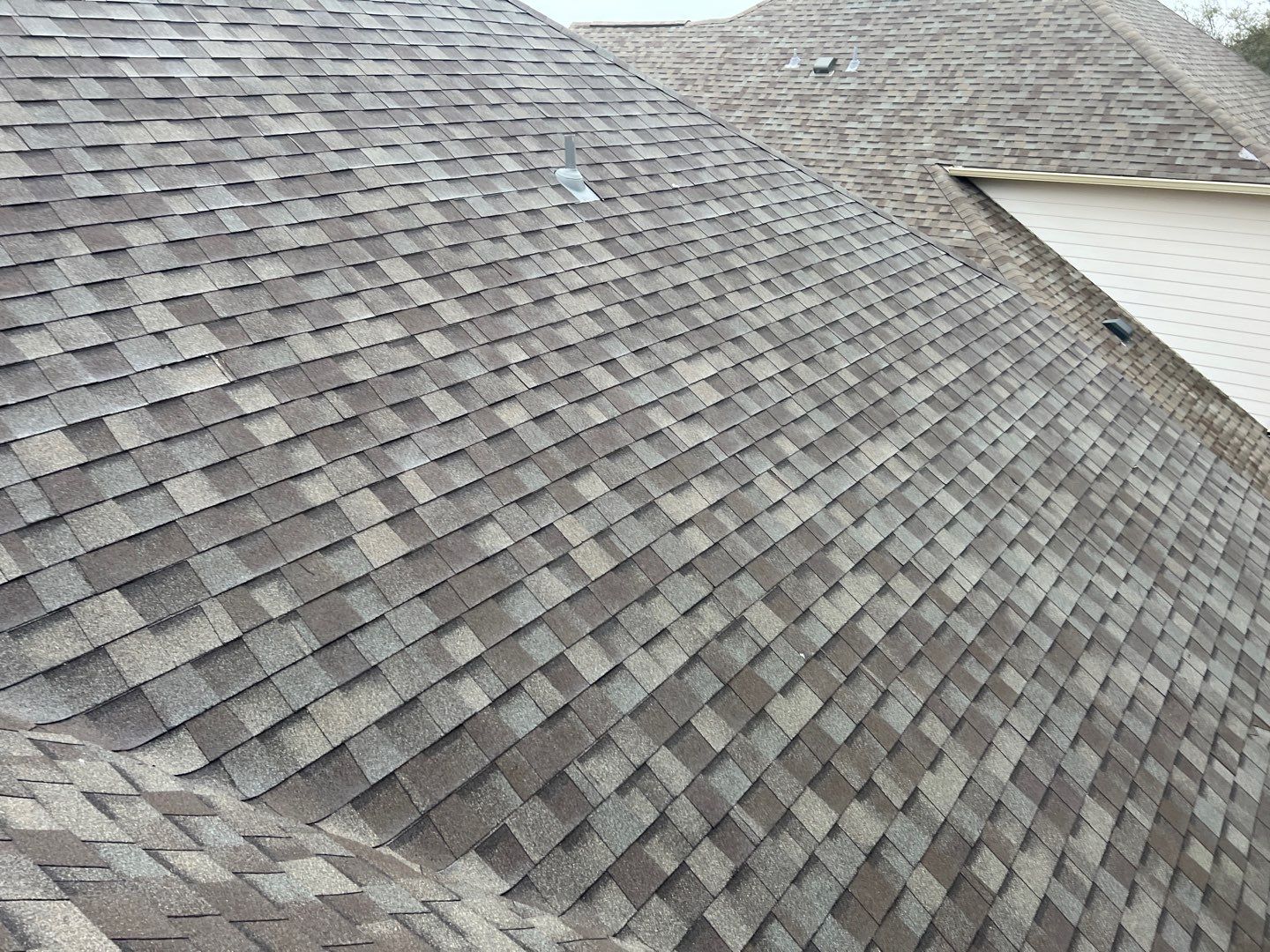 Roof replaced due to age by Oakwood Roofing and Construction, LLC