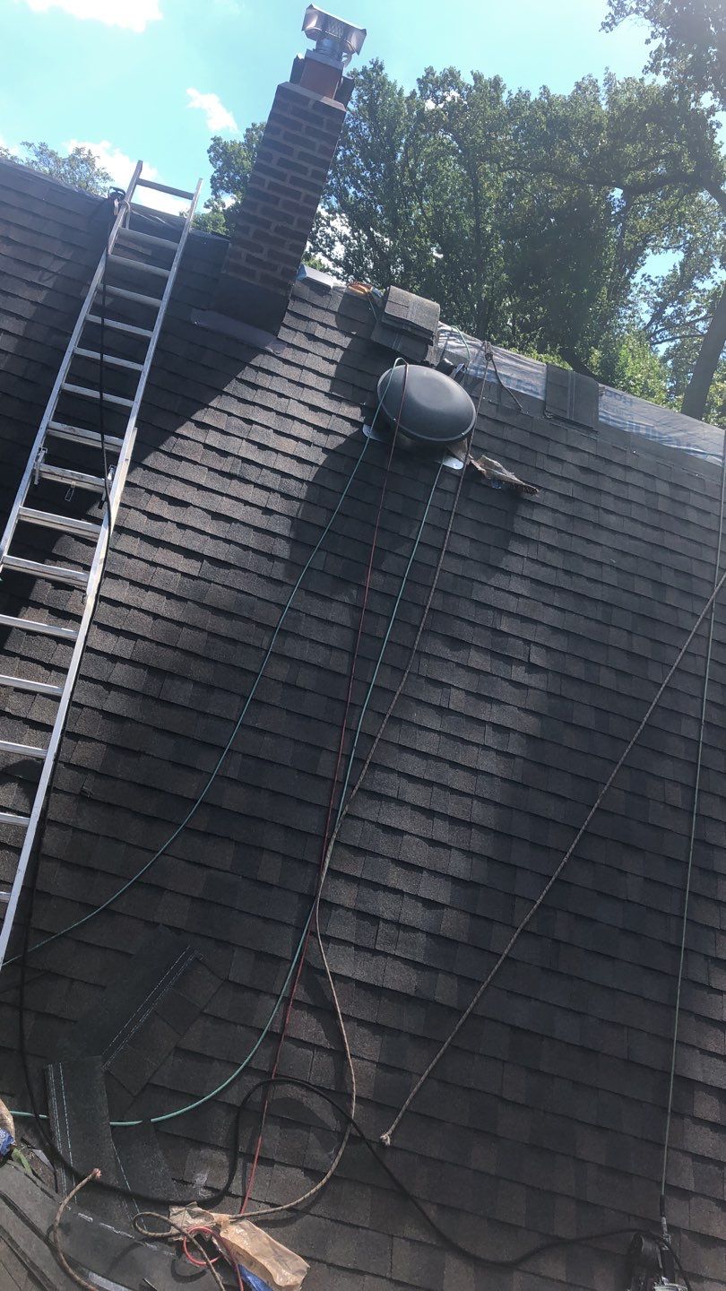 Arlington: CertainTeed Landmark Pro Designer Shingles in Max Def Shenandoah by RM Banning, Inc.